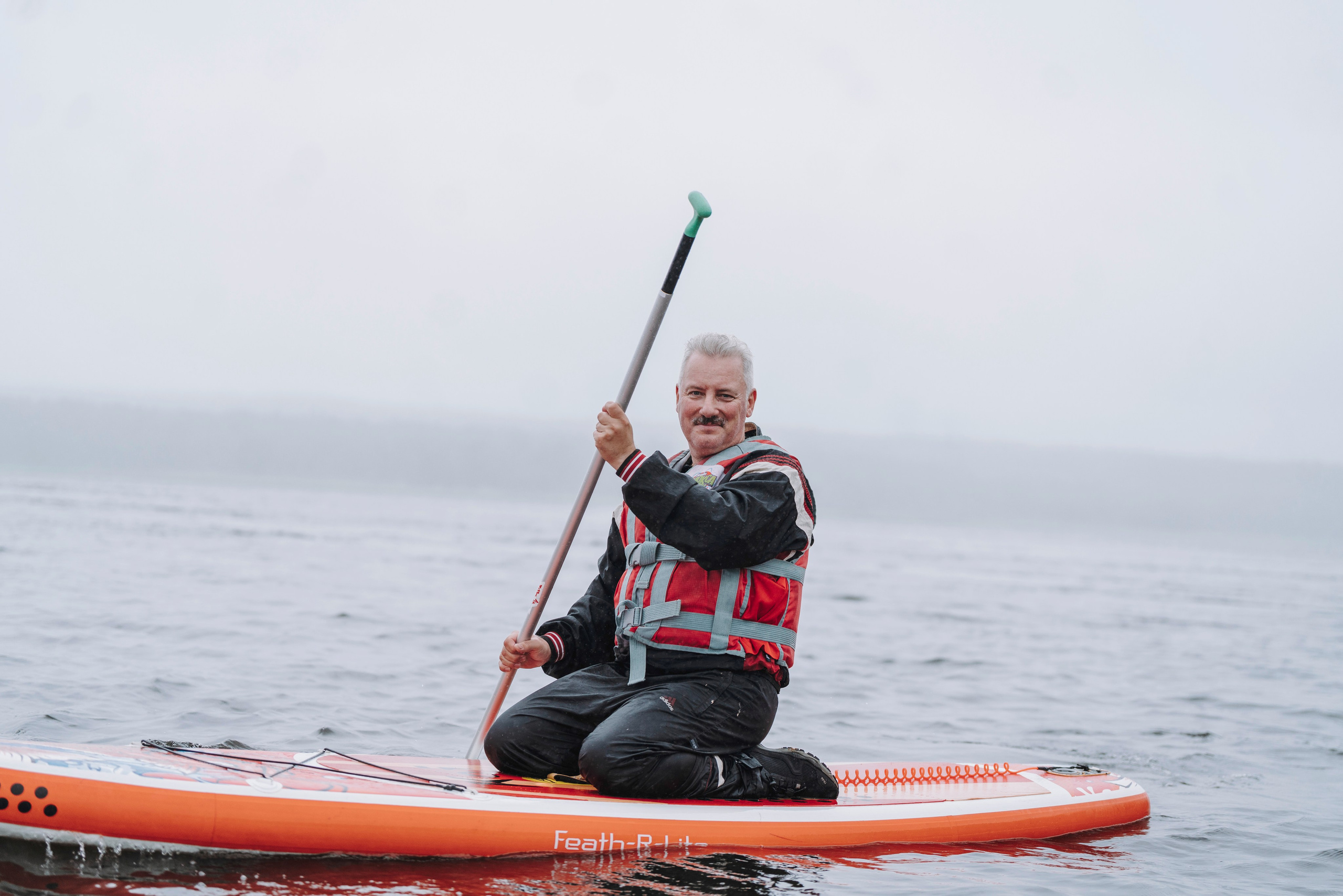Катание на сапах с собаками. Фотограф анималист в Спб недорого Олеся Майорова