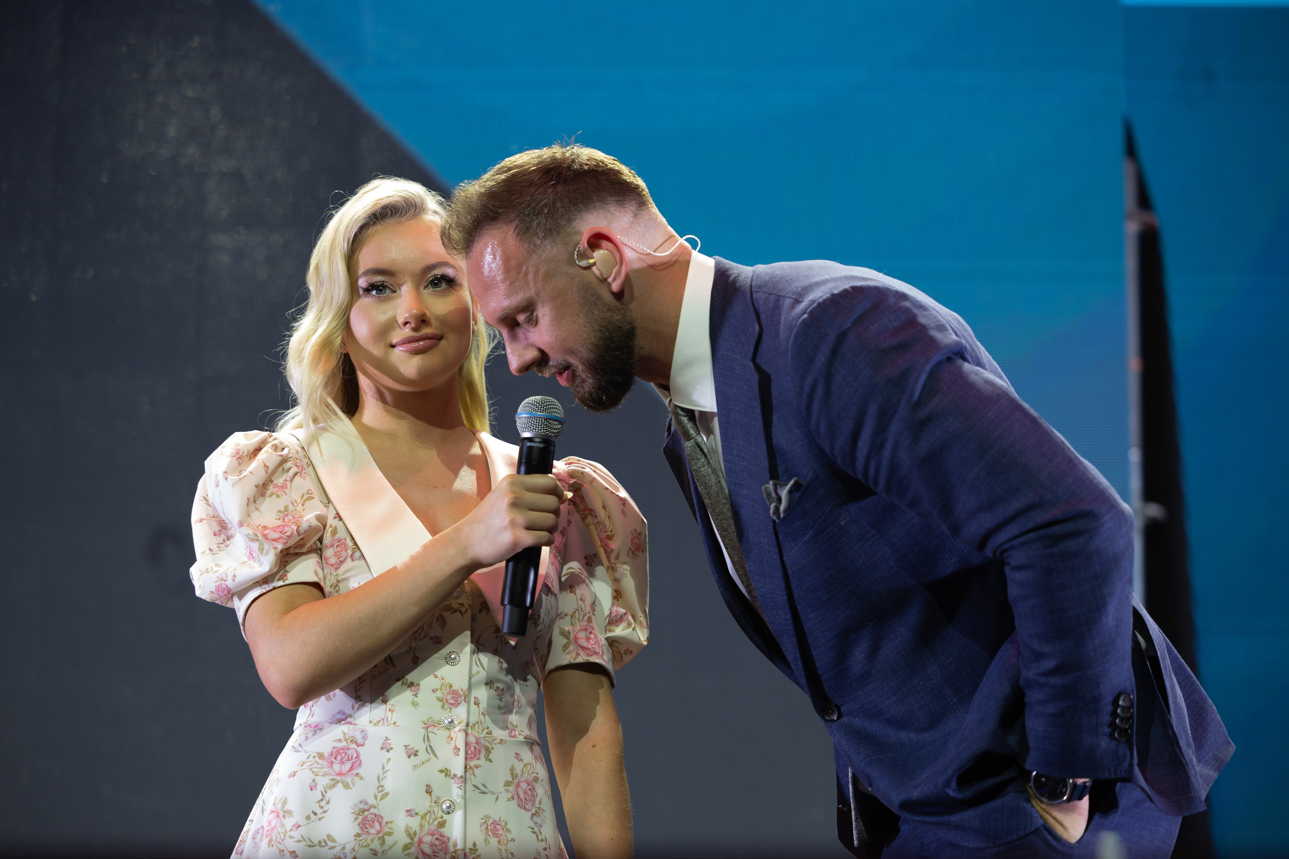 Оптик центр 25 лет. Фотограф свадебный, репортажный, индивидуальный, фото для маркетплейсов, брендов, автосалонов