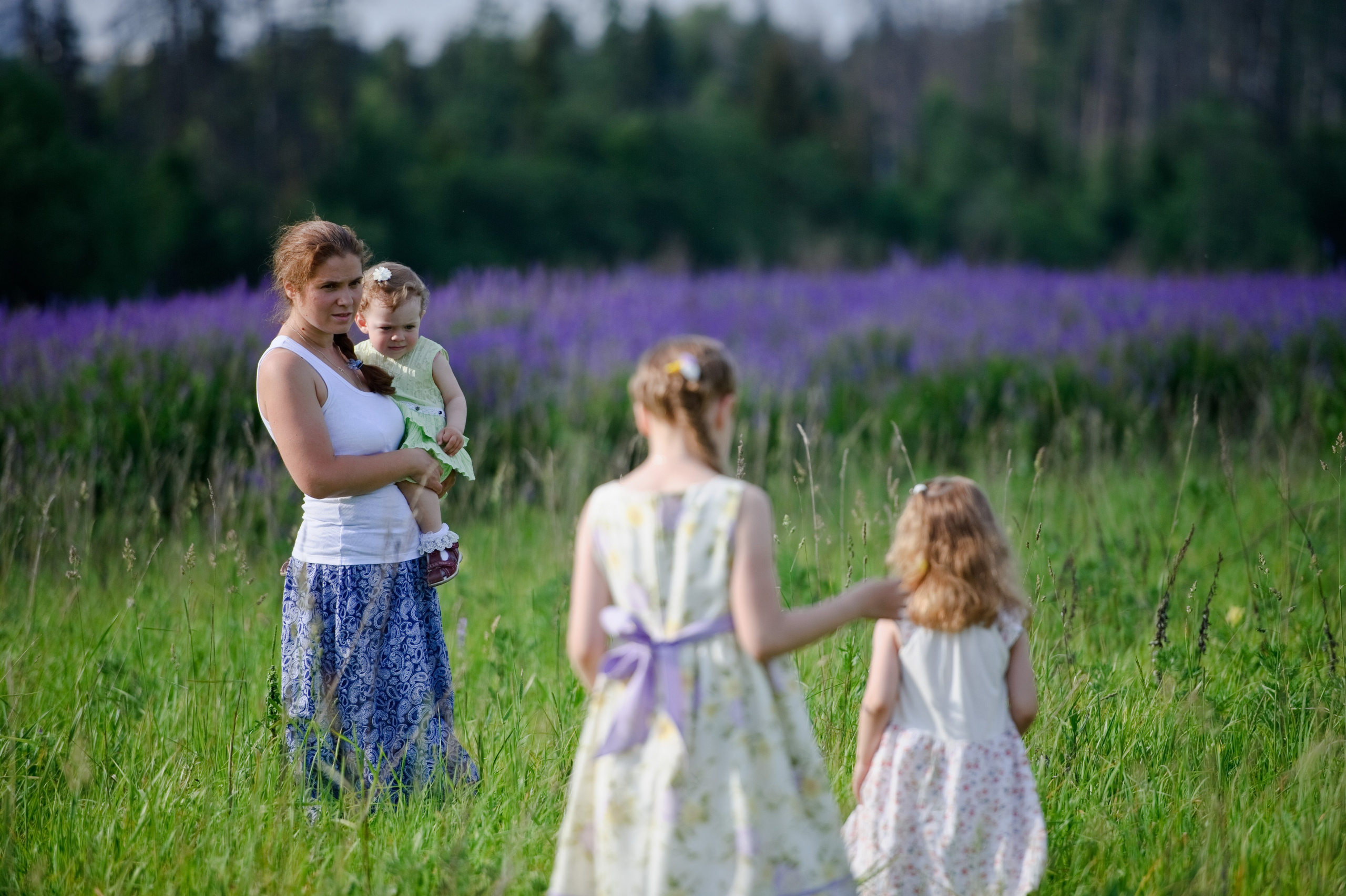Лилия, Дарина, Элина и Владислава. Мама и дочки. Прогулка, Зеленоград. Семейный фотограф Анна Дубовская