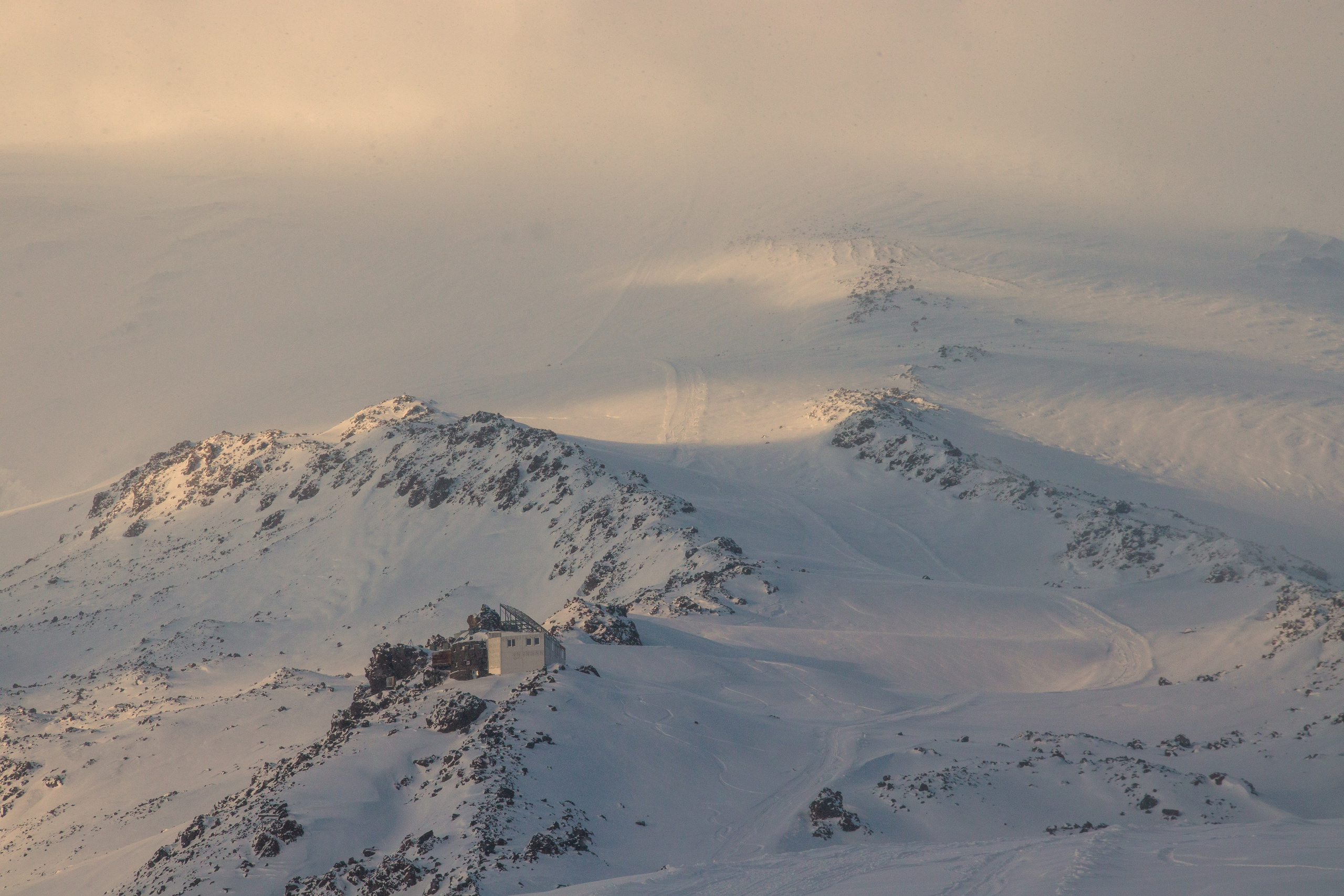 Эльбрус / зима. Фотограф на трекинг и восхождение Эльбрус, Приэльбрусье. Елизавета Бобок
