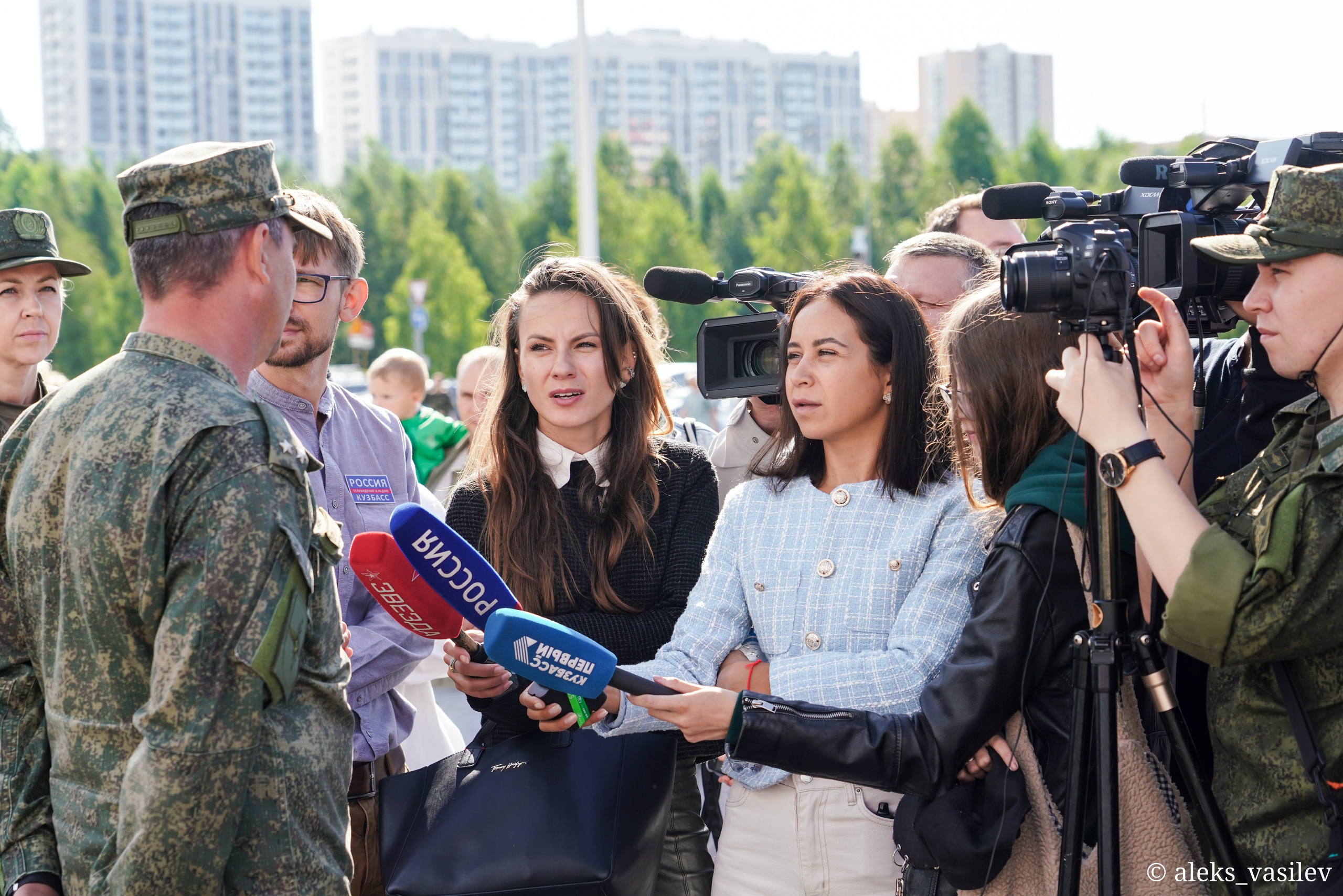Передвижная выставкиа трофейной техники НАТО. Фотограф Кемерово