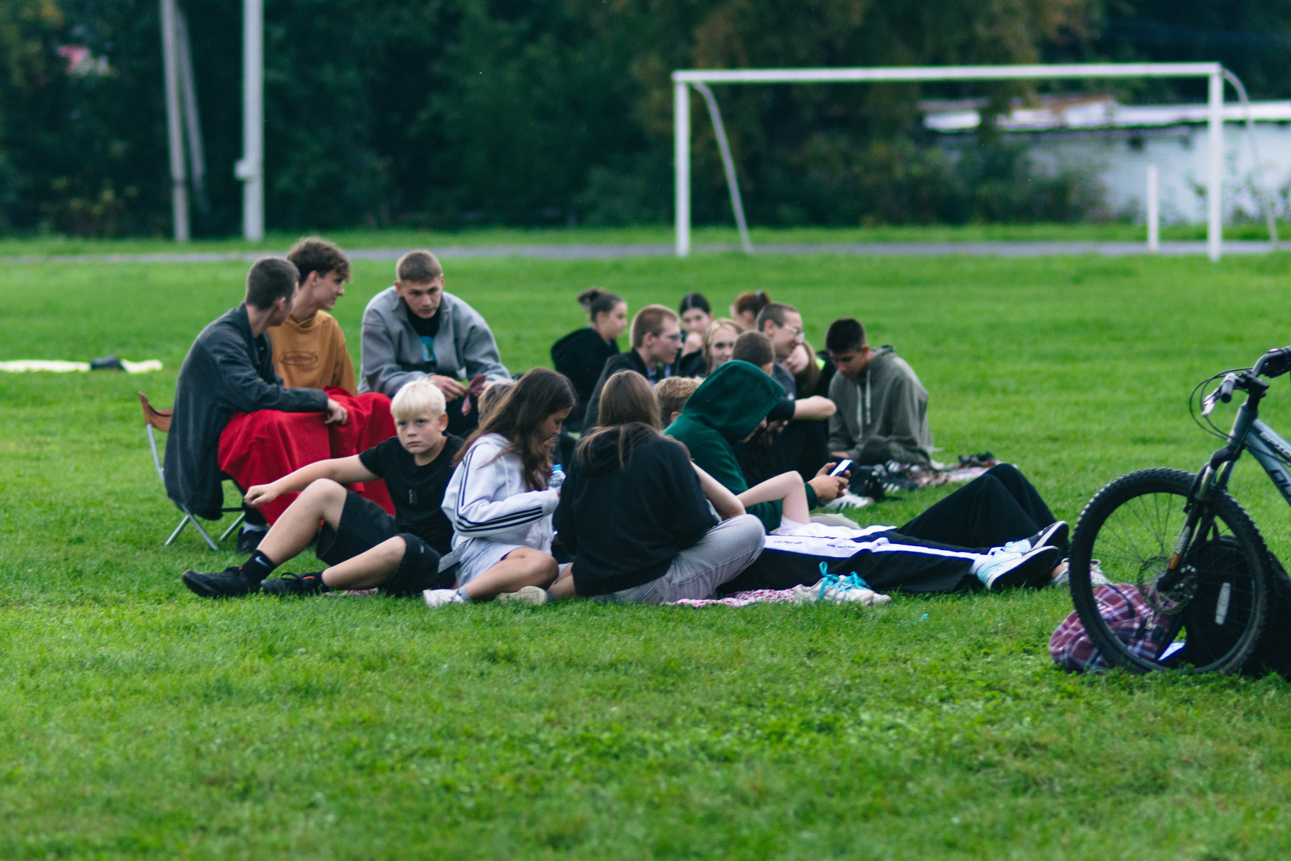 Кино на траве и ДР группы «Доктор Пепси». Алексей Маисеев | Свадебный и художественный фотограф в Новосибирске | Съемка на природе и в студии