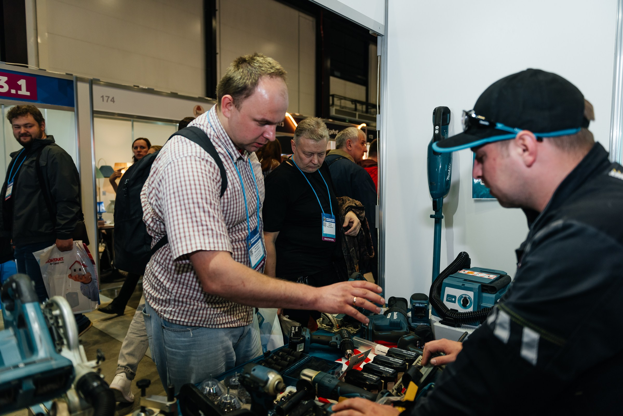 Репортажная съёмка на форуме ЭТМ. Свадебный фотограф в Санкт-Петербурге Венера Ахметова