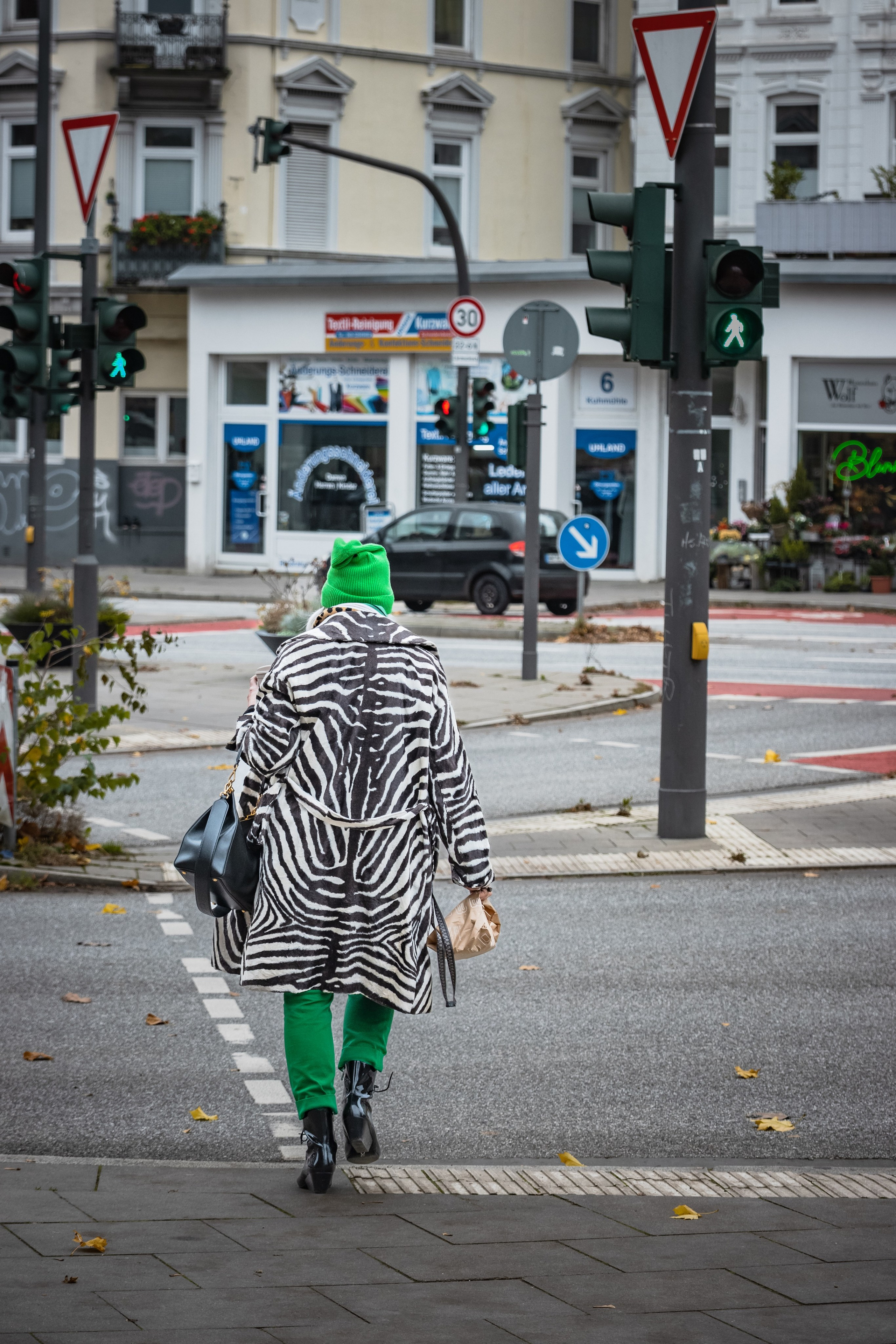 STREET. NE Cinema — backstage and reportage photography in cinema, music, Automotive and sport