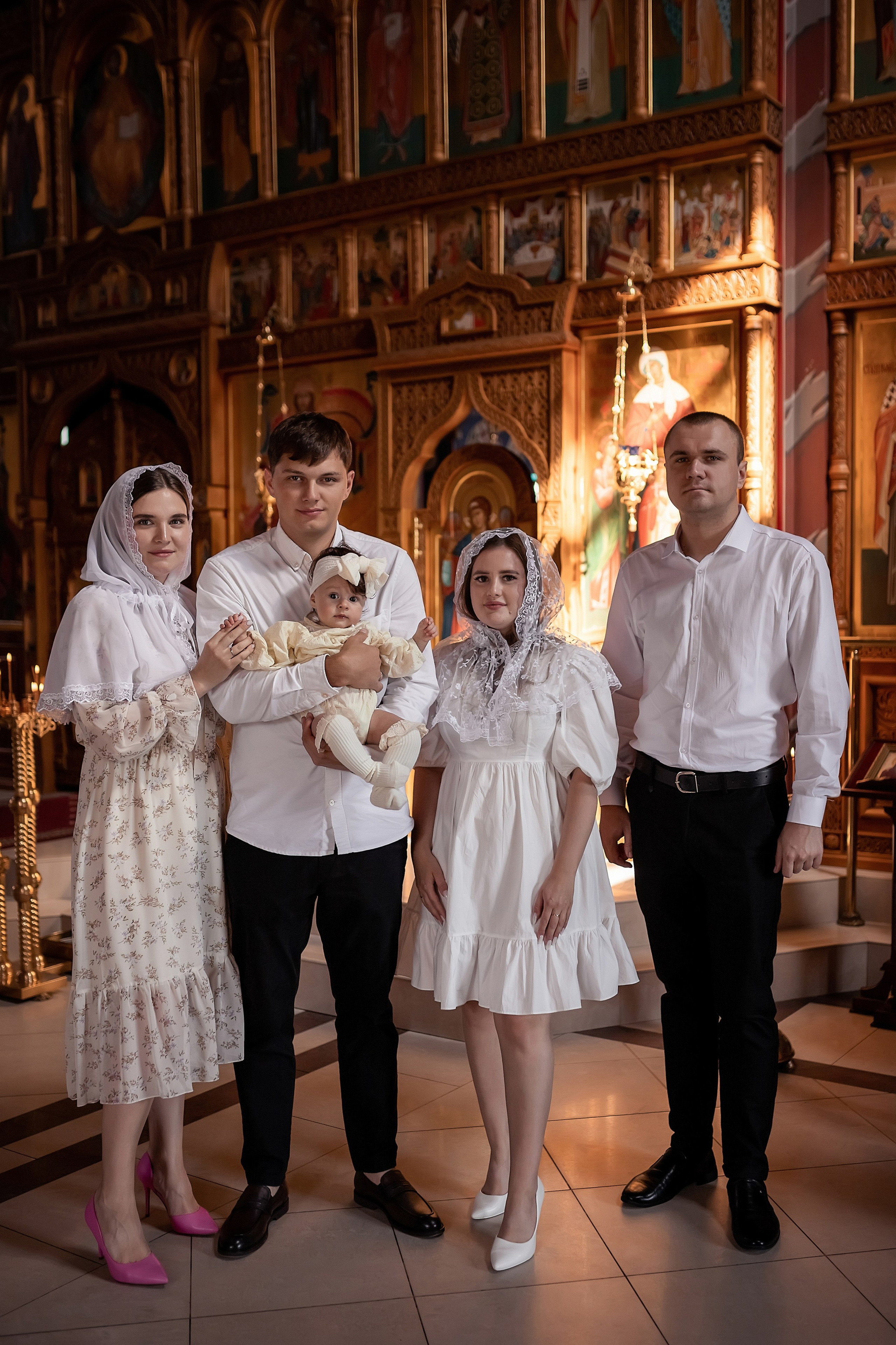 Крещение в Церкви Казанской иконы Божией Матери в Ростове-на-Дону. Олеся Семейская свадебный и семейный фотограф в Ростове-на-Дону