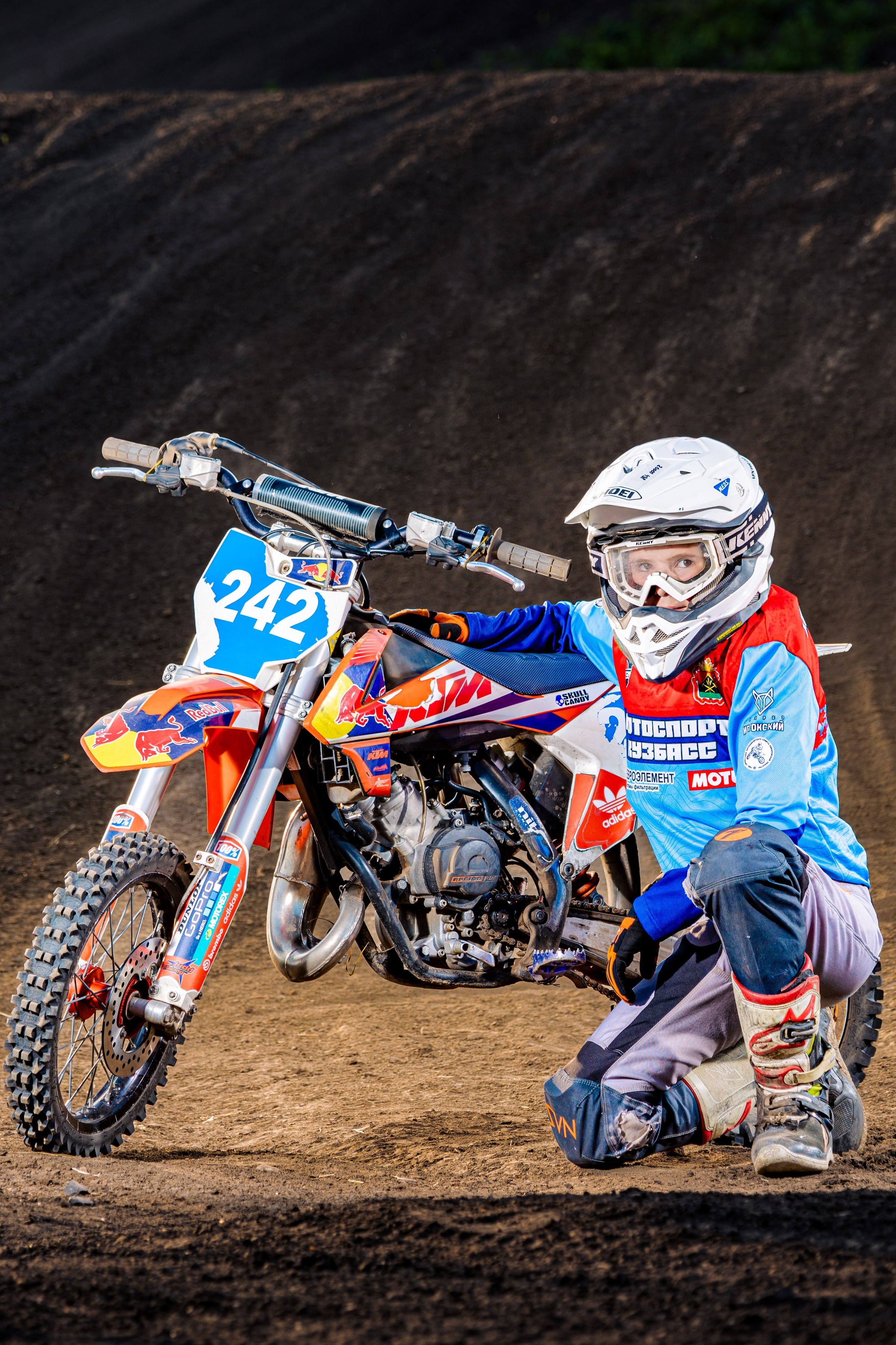 Профессиональный фотограф, специализирующийся на портретной съёмке. Фотограф Князев Сергей