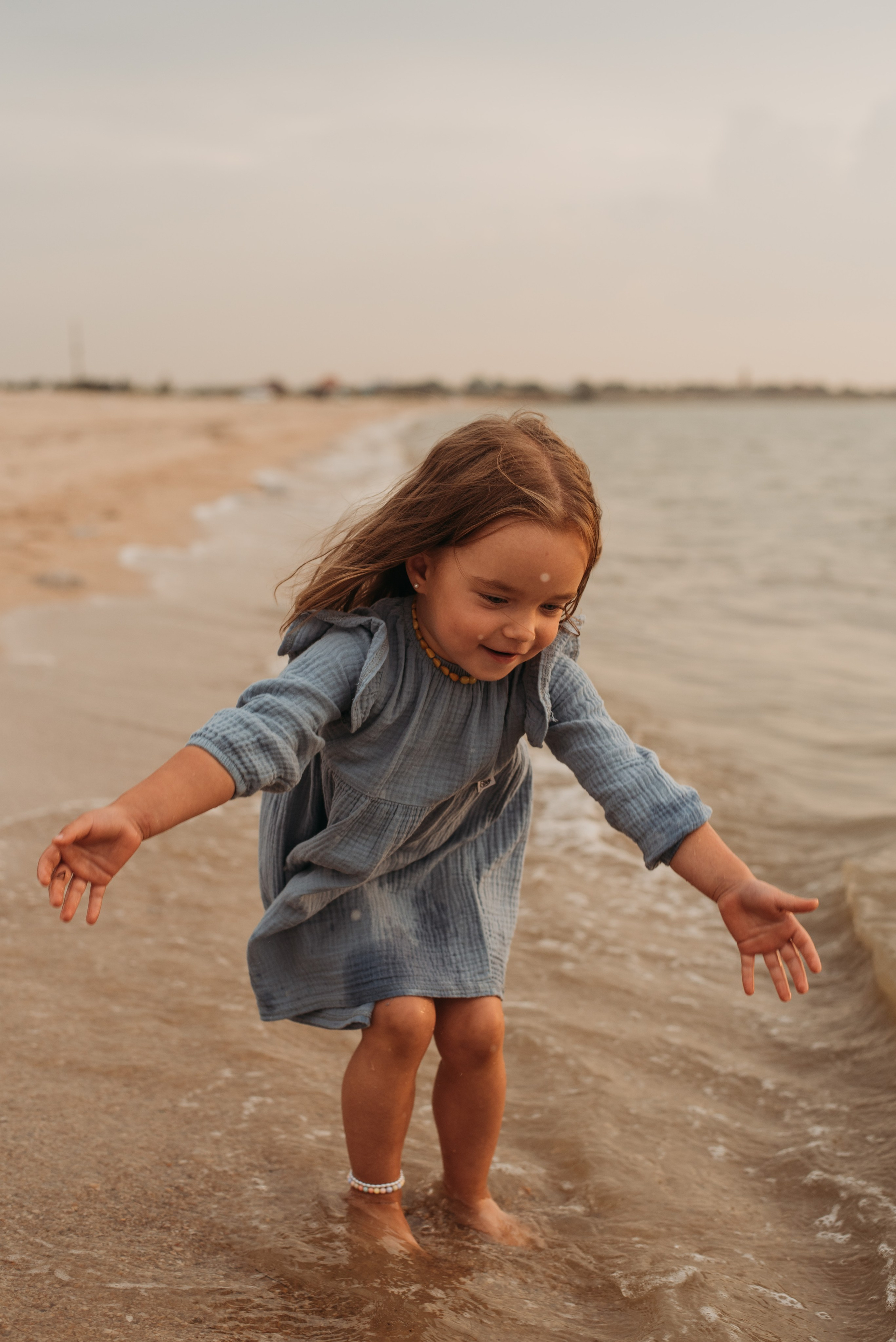 Прогулка на косе. Детский и семейный фотограф выпускной альбом Приморско-Ахтарск