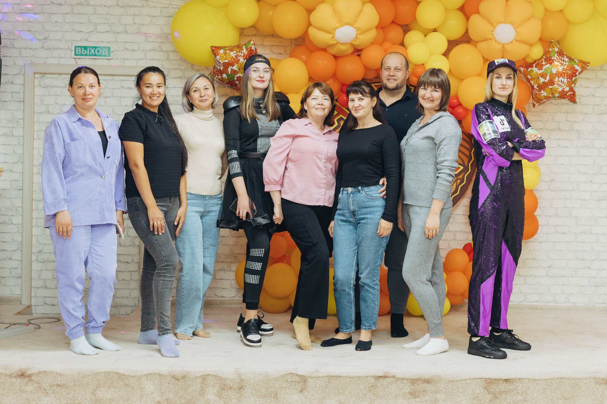 В стиле Уэнздей. Я Аракчеева Менслу — семейный и свадебный фотограф в Астрахани