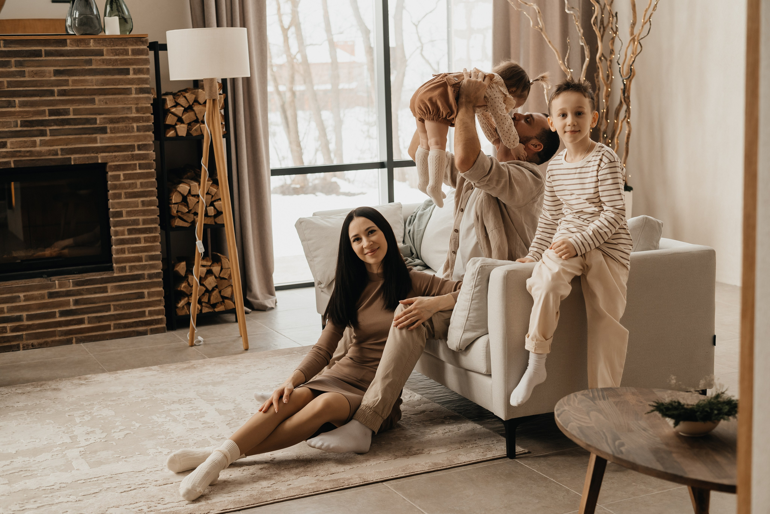 Семейная фотосессия в студии-дом. Семейный и детский фотограф Кущ Наташа