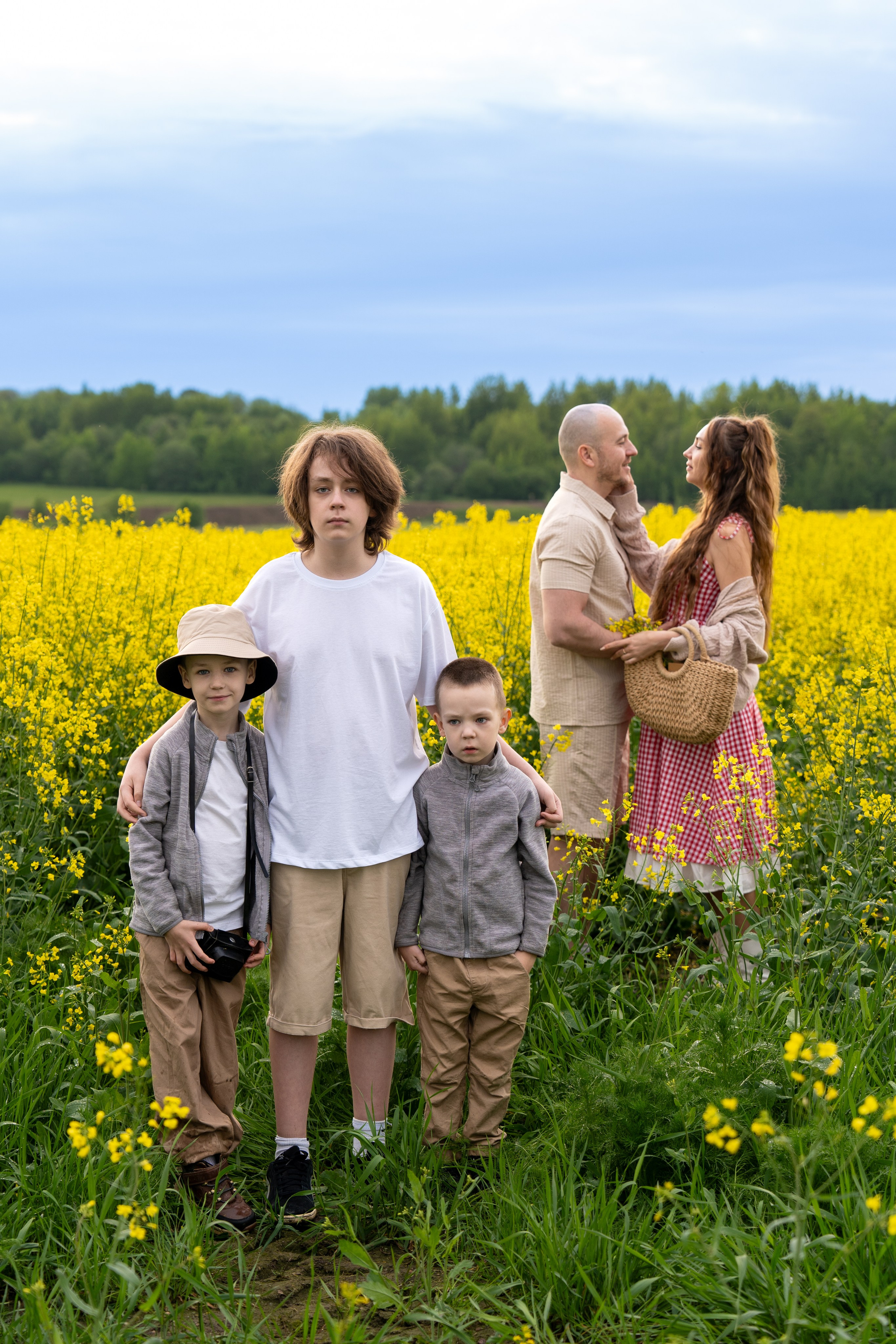Семейная фотоистория на природе. Главная