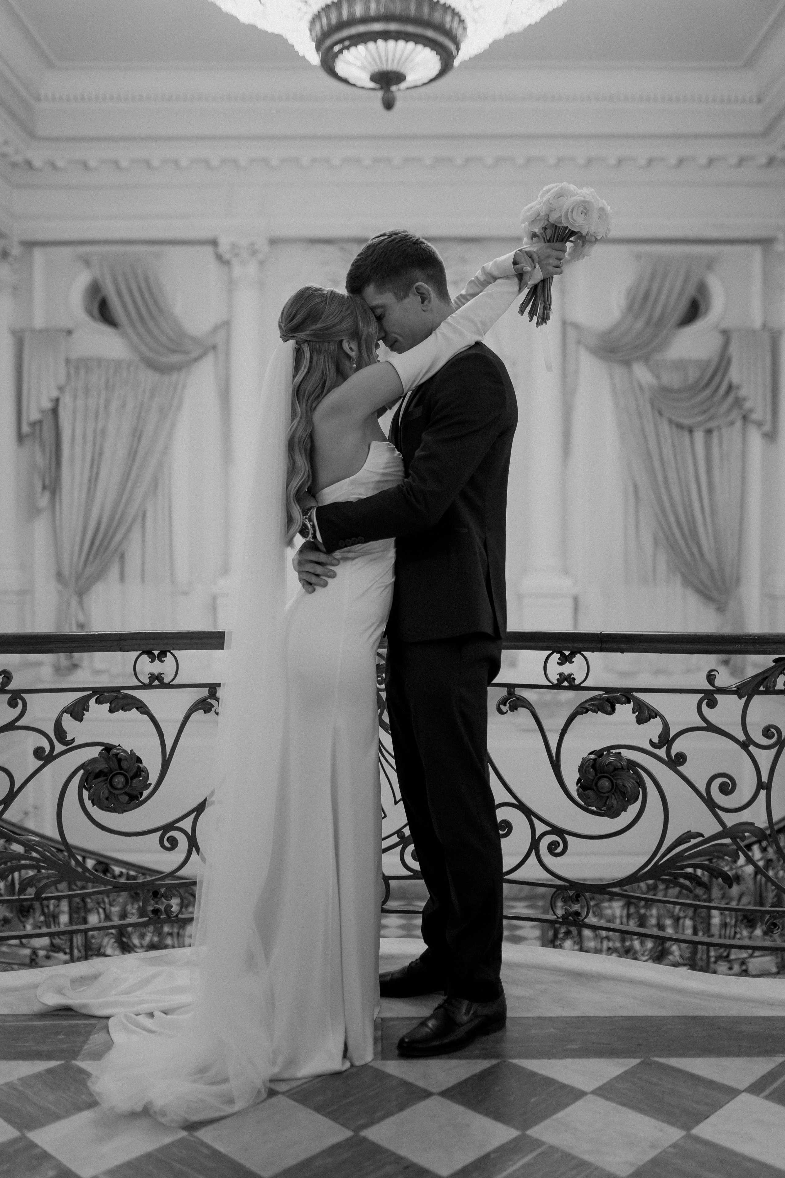 …. Свадебный фотограф в Санкт-Петербурге Александра Чукавина