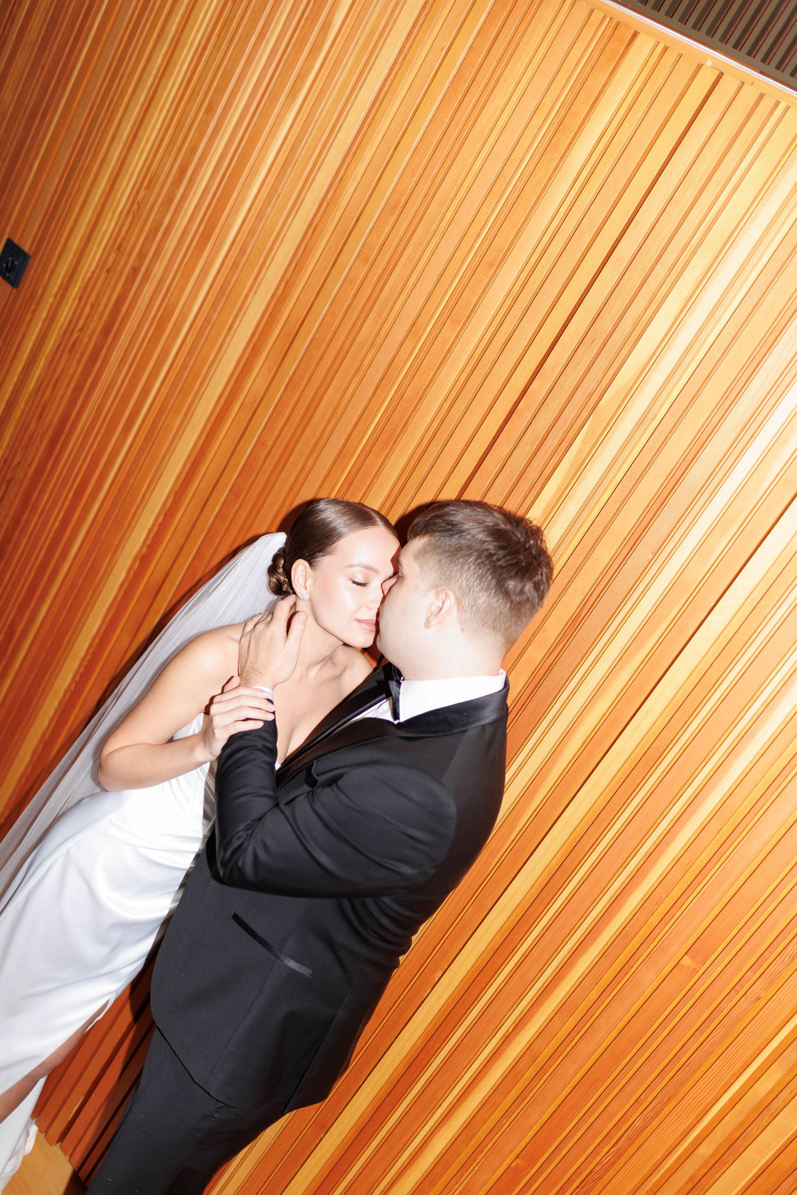 …. Свадебный фотограф в Санкт-Петербурге Александра Чукавина