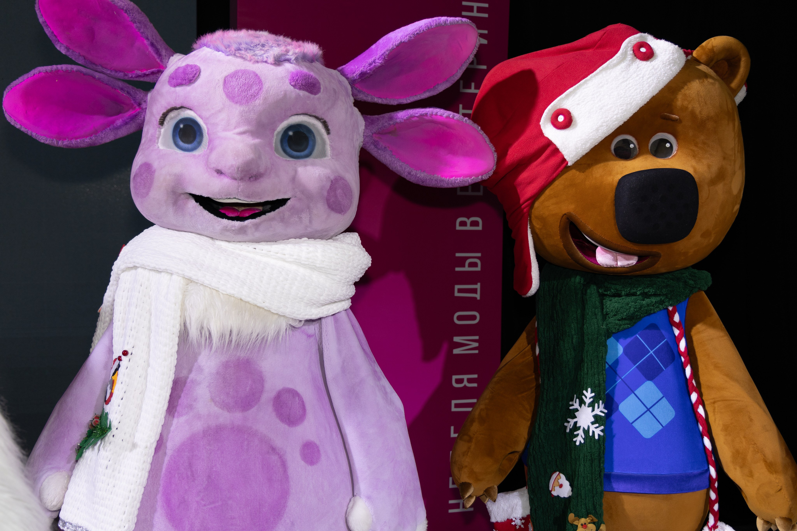 Ёлка телеканала МУЛЬТ (фотосессия ростовых кукол). Семейный и репортажный фотограф Наташа Давыдова