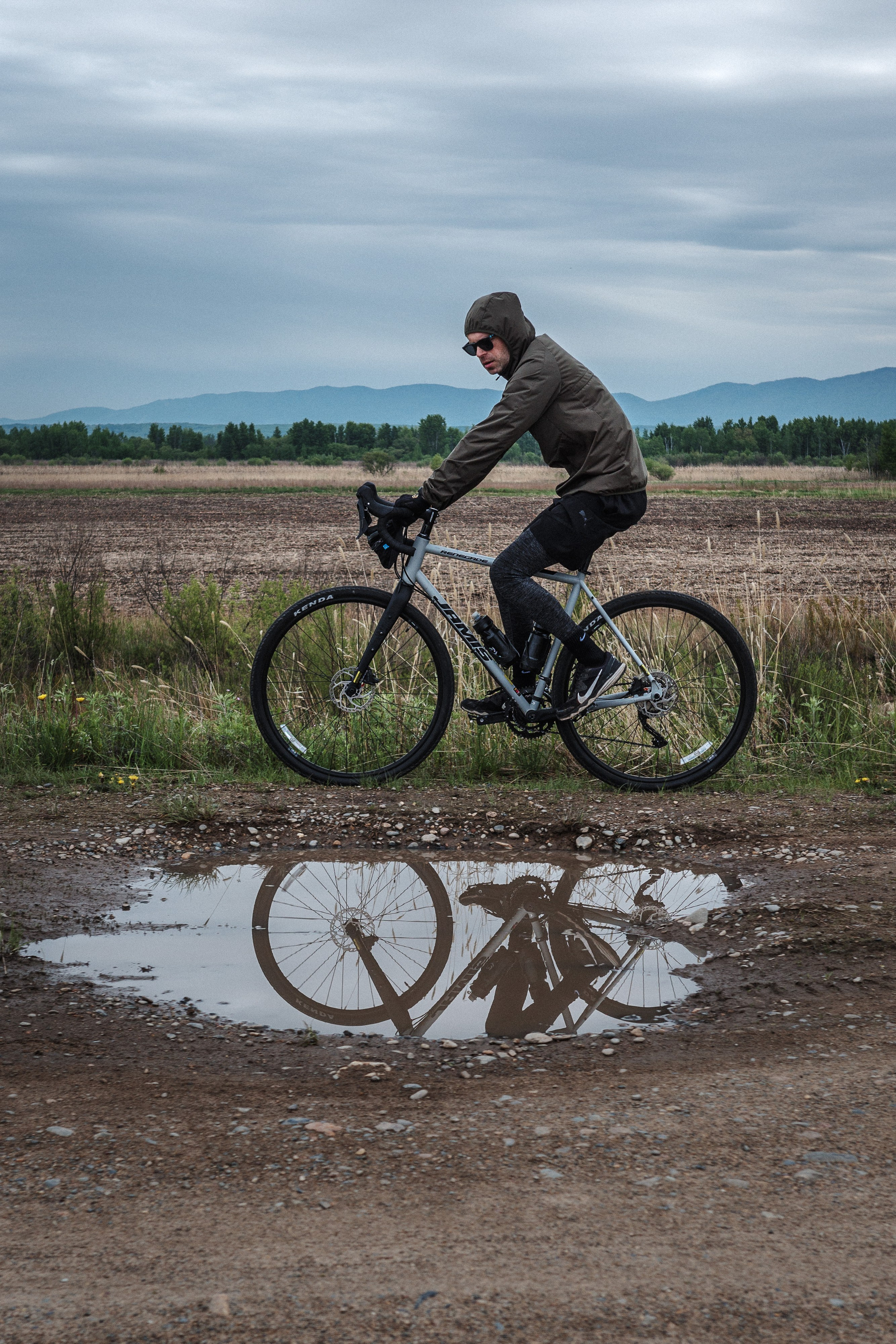 С Димой Уссурийский остров. Фото журналист