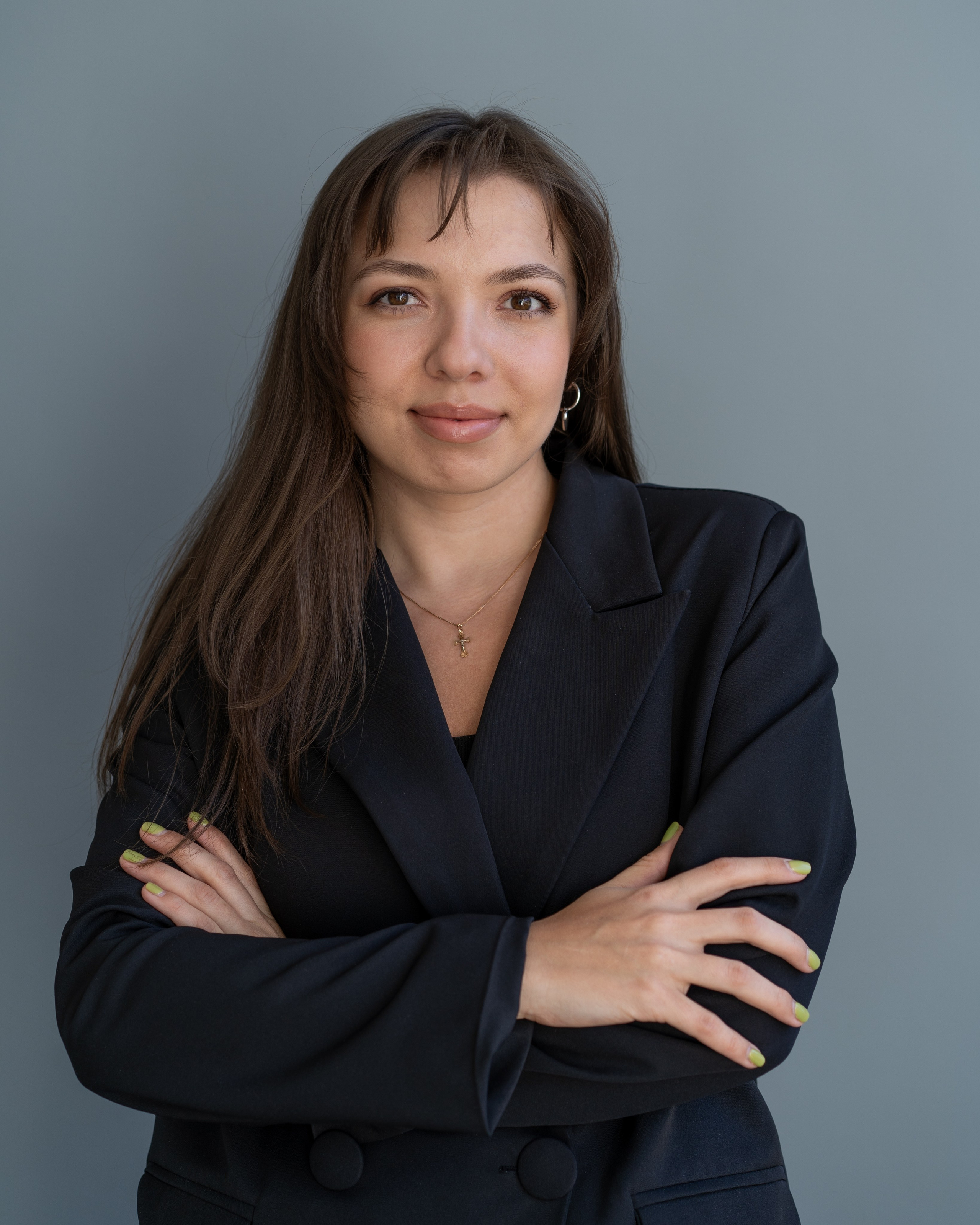 Студийный деловой портрет. Фотограф Елизавета Потешкина