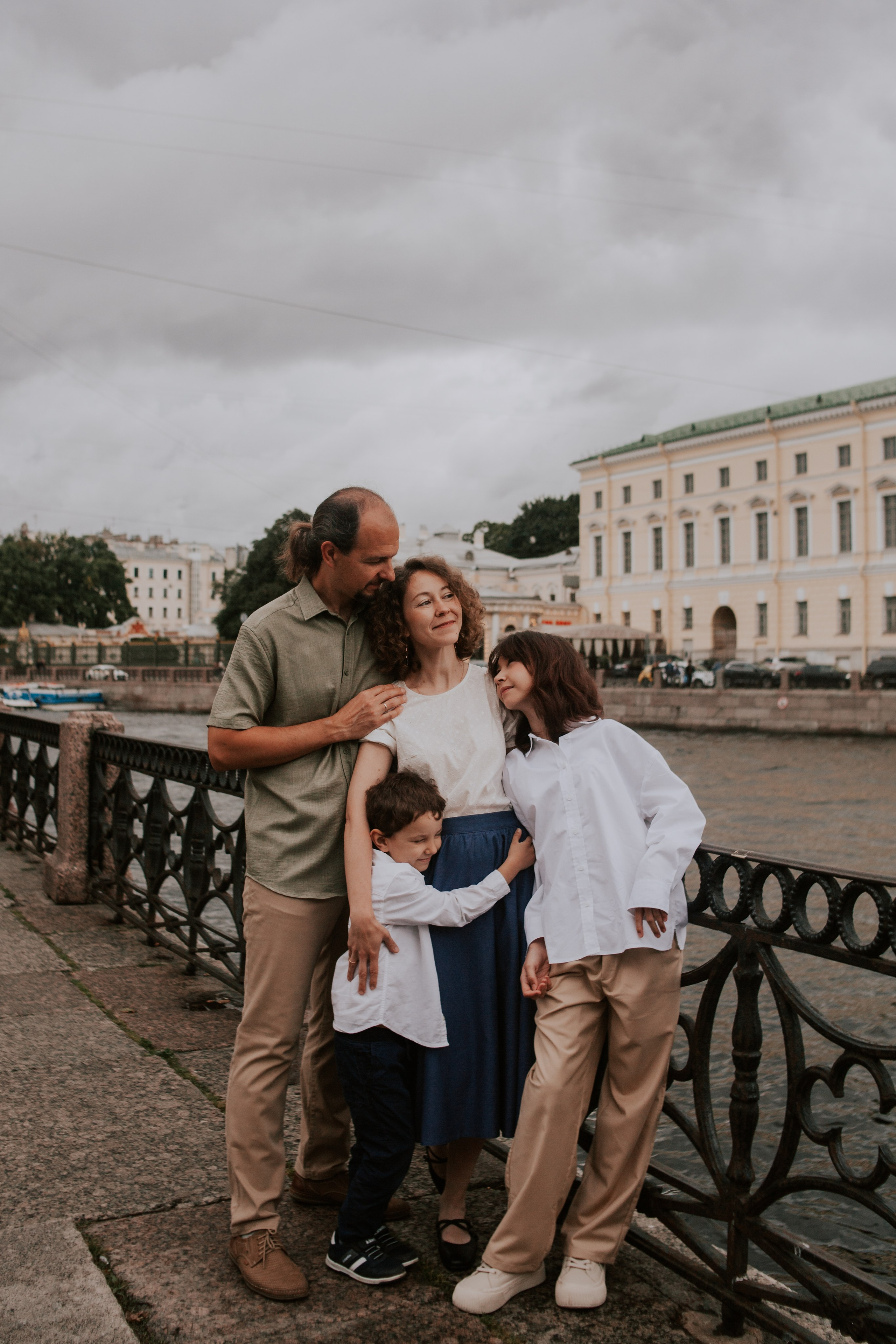 Сергей, Юля, Искра и Костя. Семейный фотограф во Всеволожске и Санкт-Петербурге Юлия Капустина