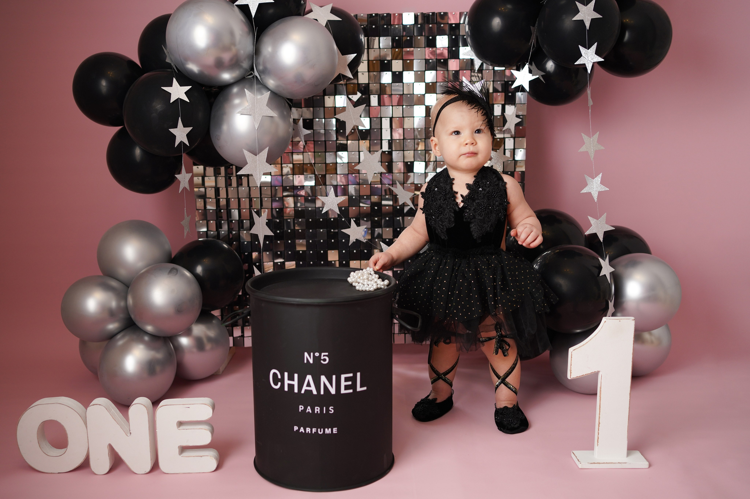 Детская фотосессия Первый год для девочек. Детский фотограф и фотограф новорожденных в Калининград Оксана Иваний