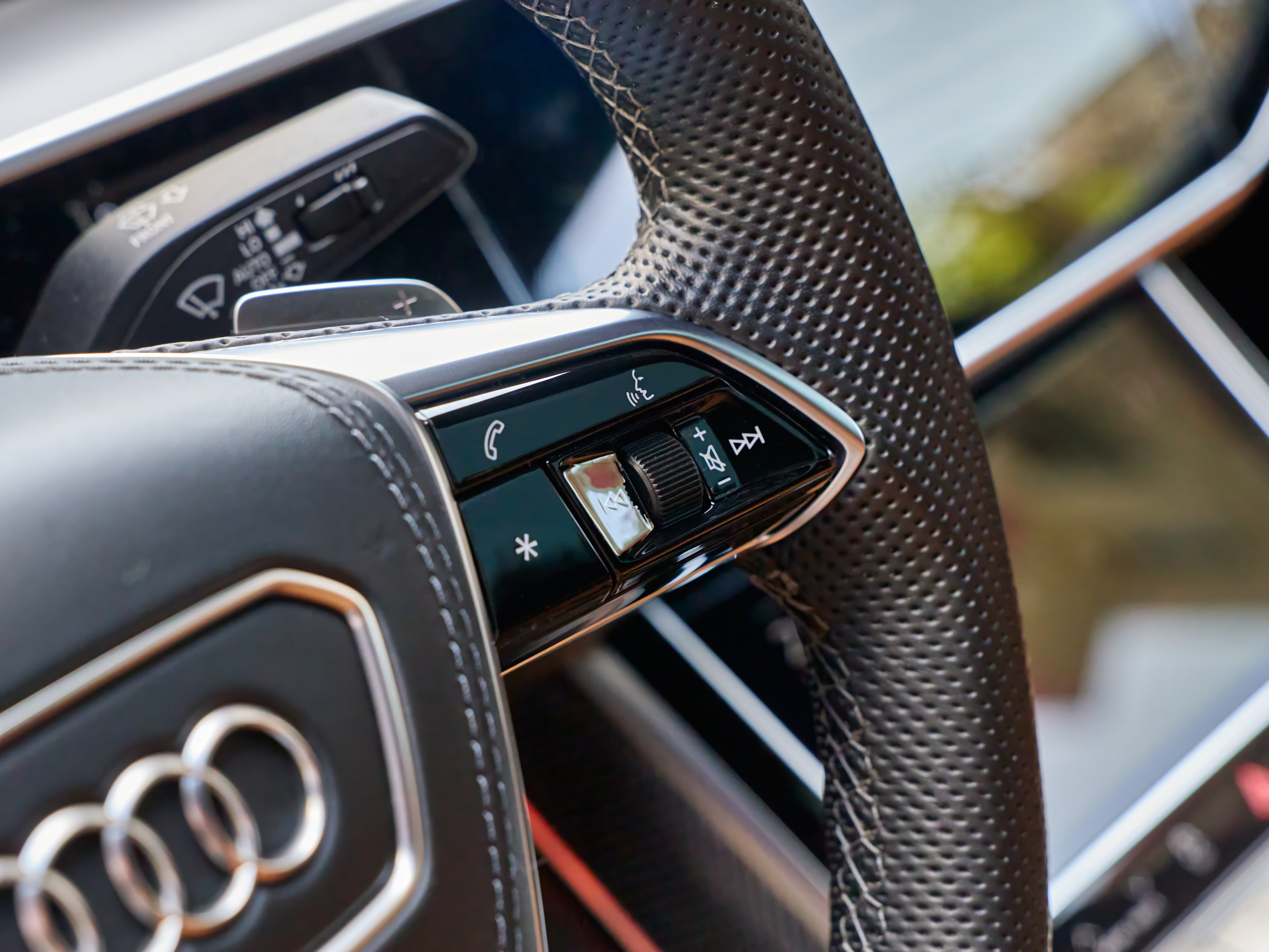 Audi S8. IDeAI studio