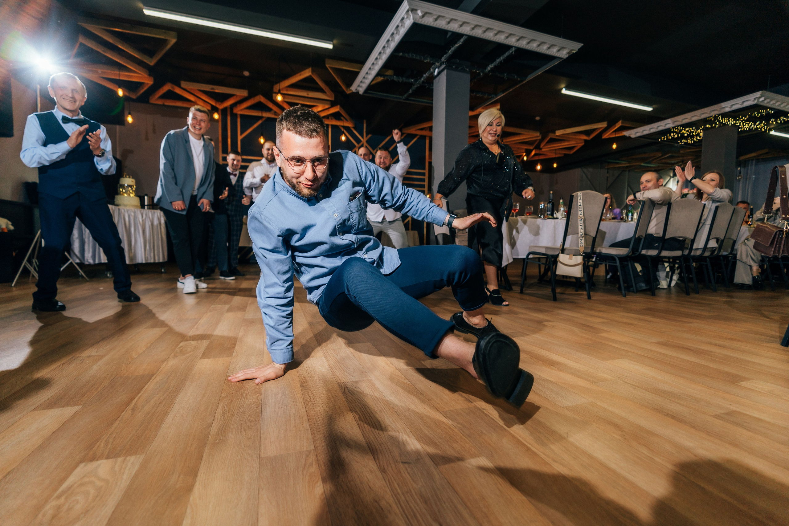 Красный кабриолет. Фотограф Ангарск Иркутск Ксения Король