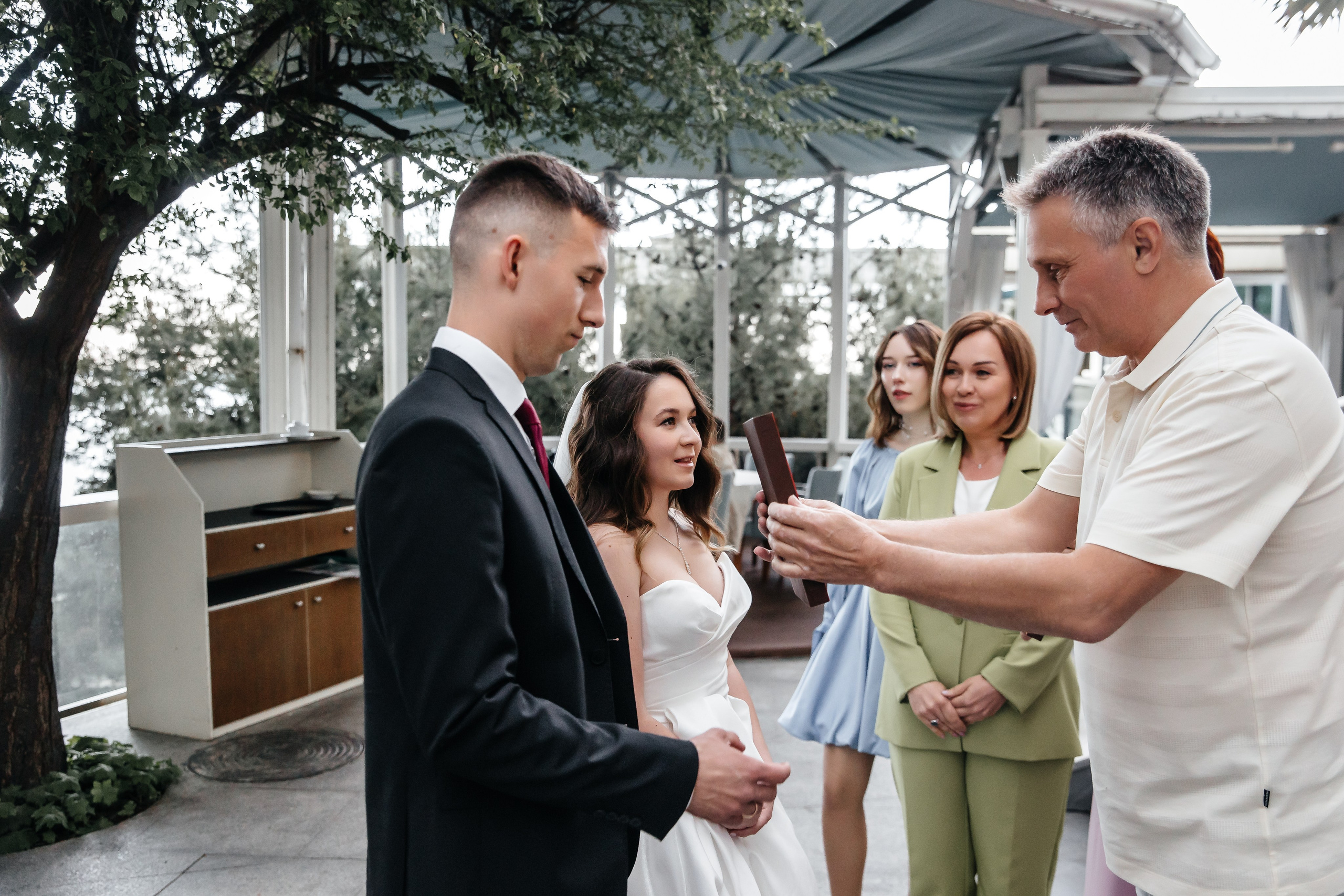 Парк Харакс, май в Крыму. Анонс свадьбы Ильи и Ксении. Свадебный фотограф в Крыму и Севастополе Ольга Баскакова