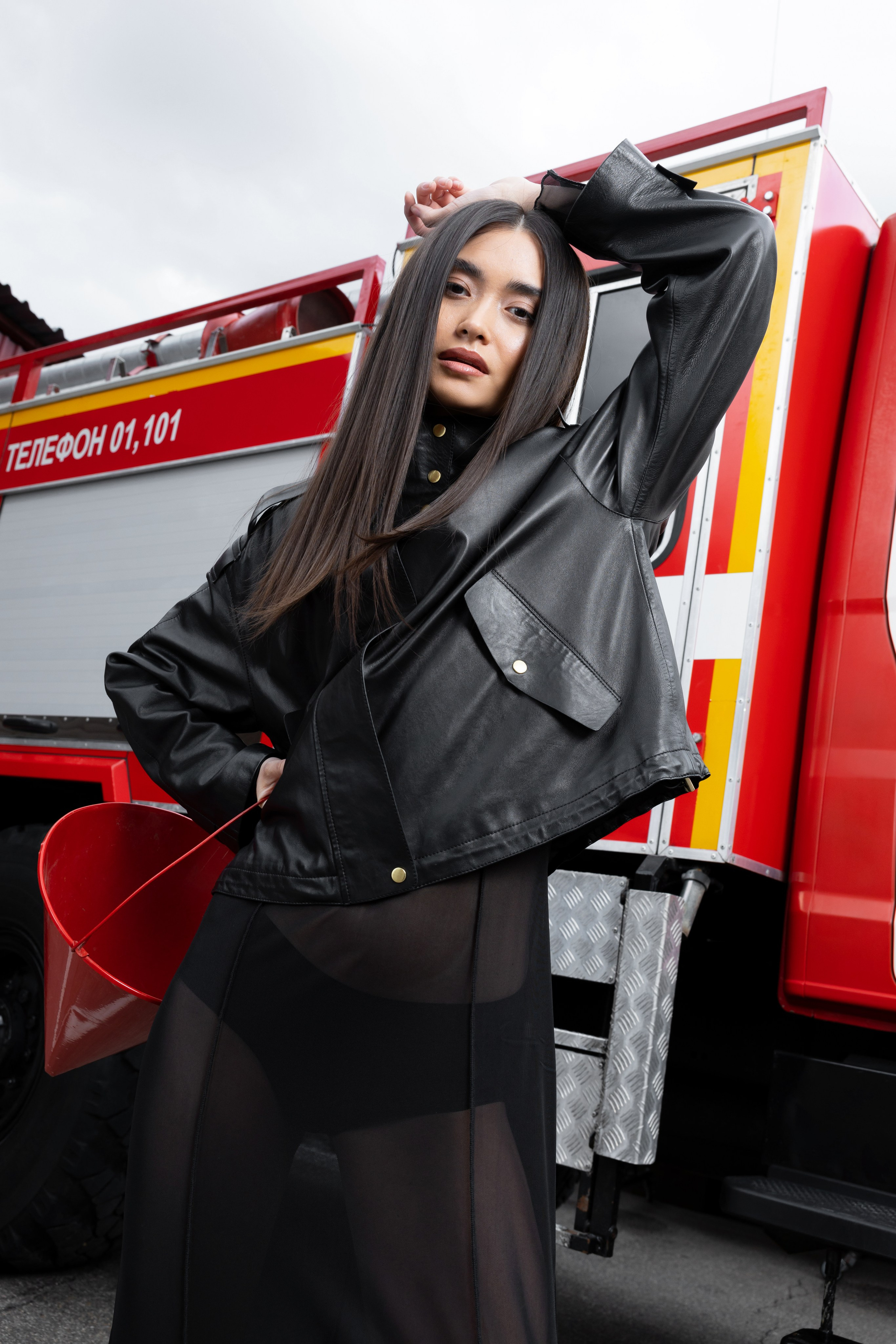 ПОЖАРНАЯ МАШИНА. Елизавета Федотова | фэшн-фотограф