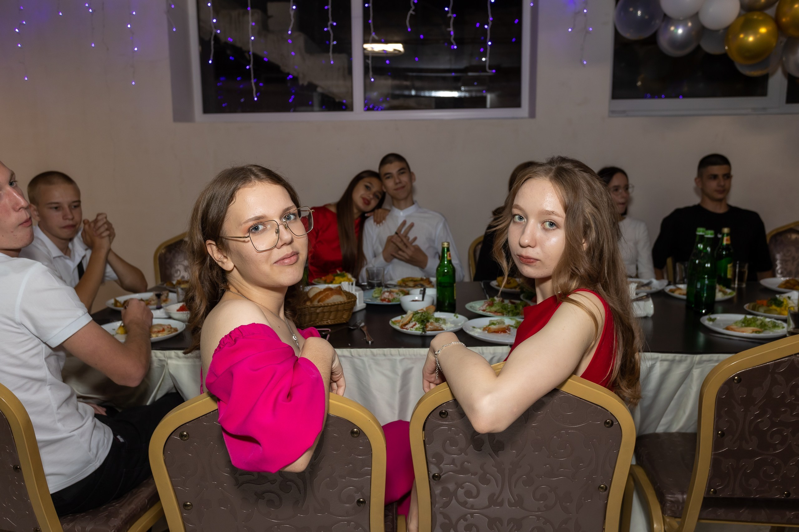 Вручение аттестата и выпускной вечер. Выпускные альбомы Майкоп, Краснодар Елена Золотарева