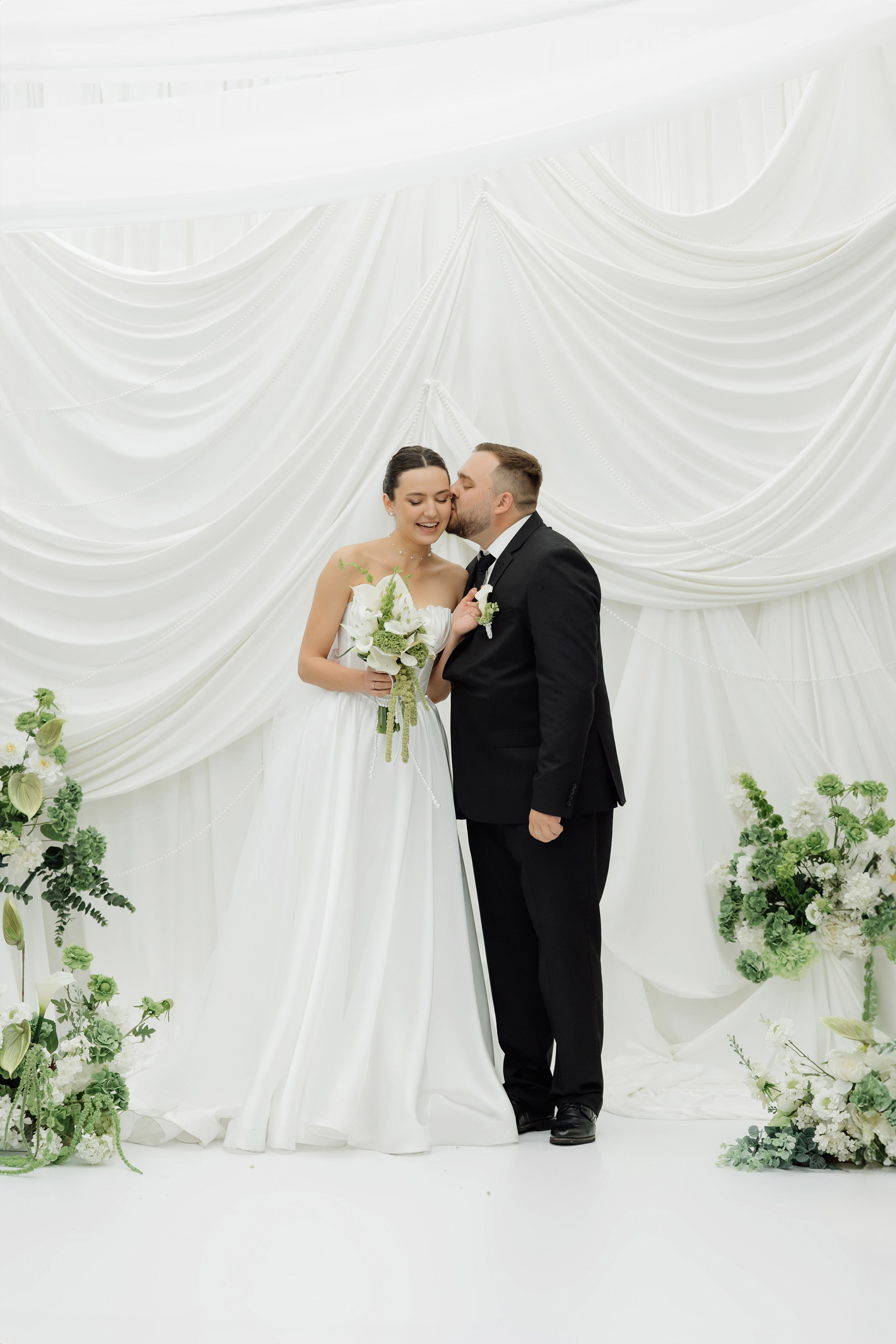 Ты рядом со мной, и это — самый чистый кайф! ♥. Свадебный фотограф Калининград