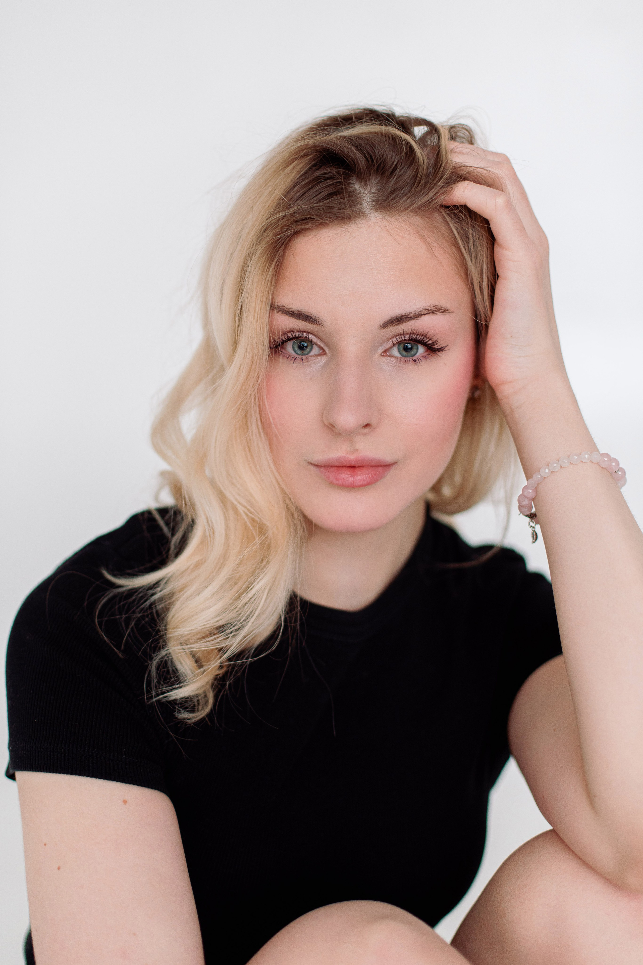 Фотосессия для девушки в Москве, Модельные тесты. Портреты студия Москва. Модельные тесты. Lovestory студия в Москве. Женсий фотограф