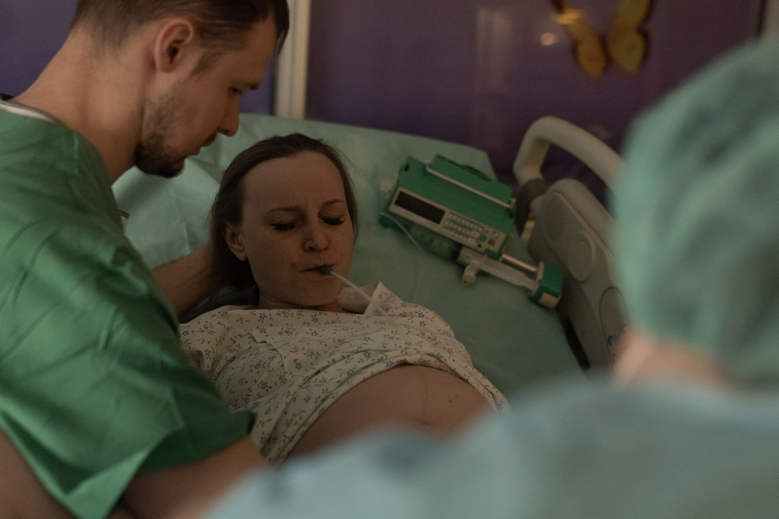 Партнерские роды в Москве в роддоме 8 Выхино. Семейный, ньюборн фотограф, фотограф на роды в Москве, Виктория Тюльдюкова