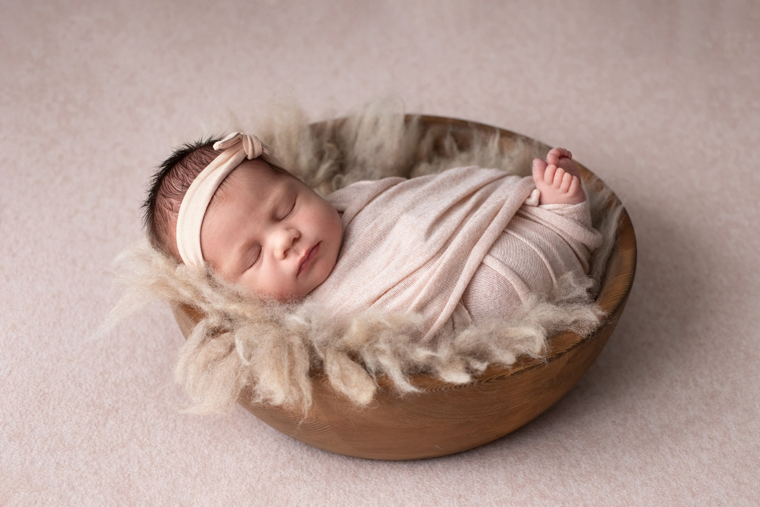 Оливия Итого. Фотограф новорожденных в Екатеринбурге Татьяна Продан