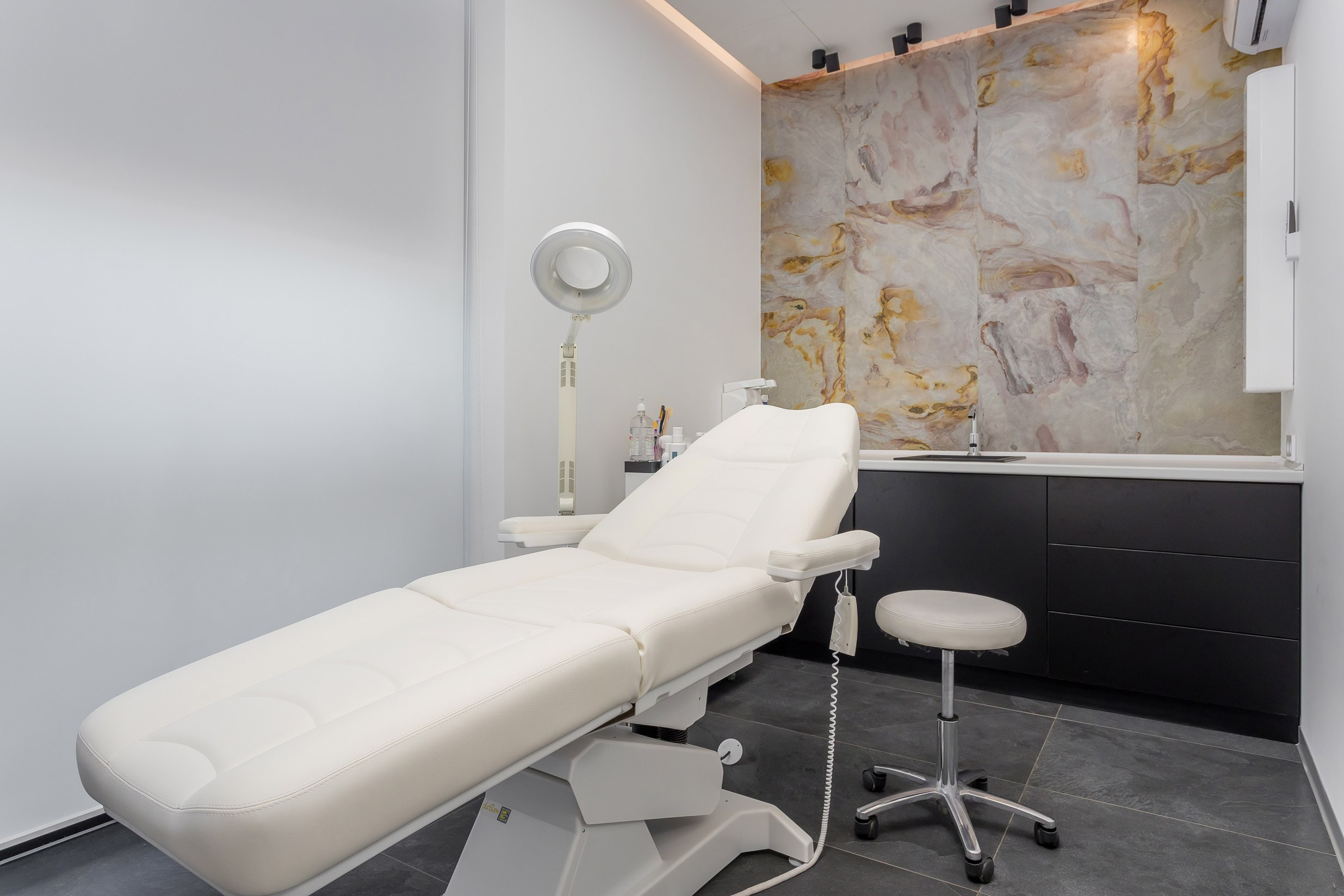 Medical centers. Interior photographer Vitalii in Portland and Vancouver