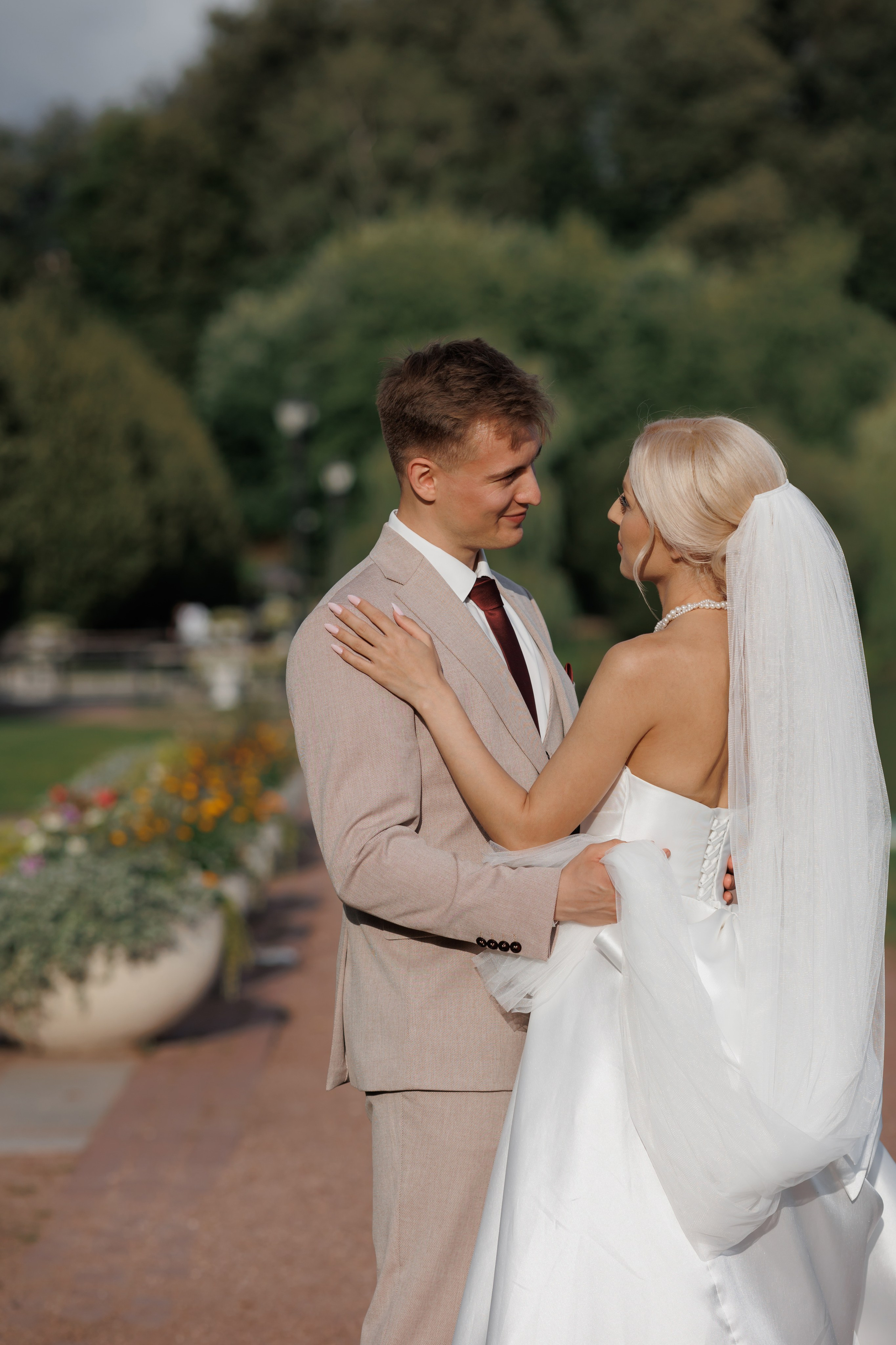 Отель «Милан», Шипиловский ЗАГС, прогулка в парке Царицыно. Свадебный и репортажный фотограф (Москва, Королев и другие)