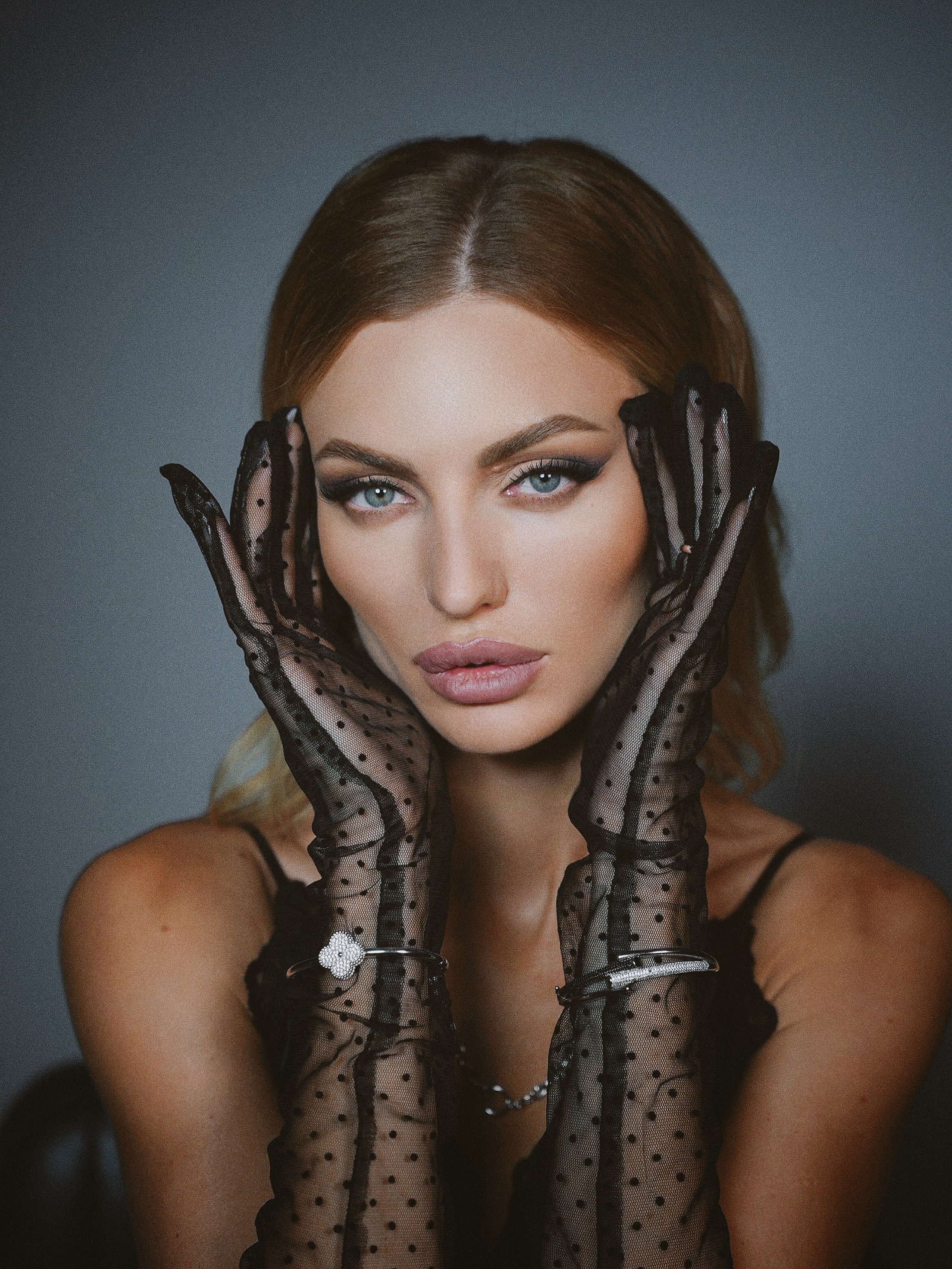 ЮВЕЛИРНЫЙ САЛОН NEFERTITI. Кристина Полянская, Видеограф/фотограф Старый Оскол/Воронеж