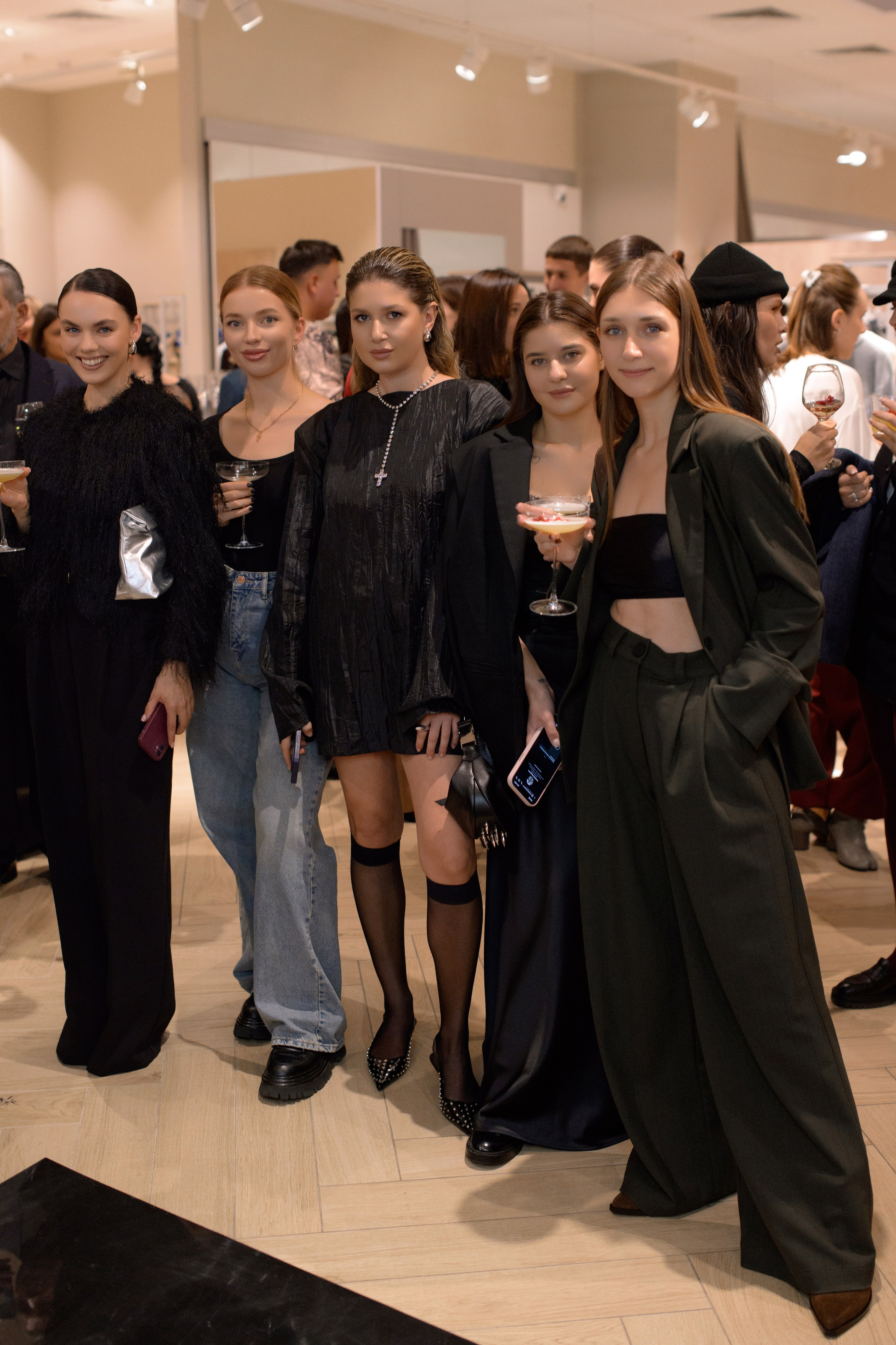 FАБРИКА grand opening. Свадебный фотограф в Минске