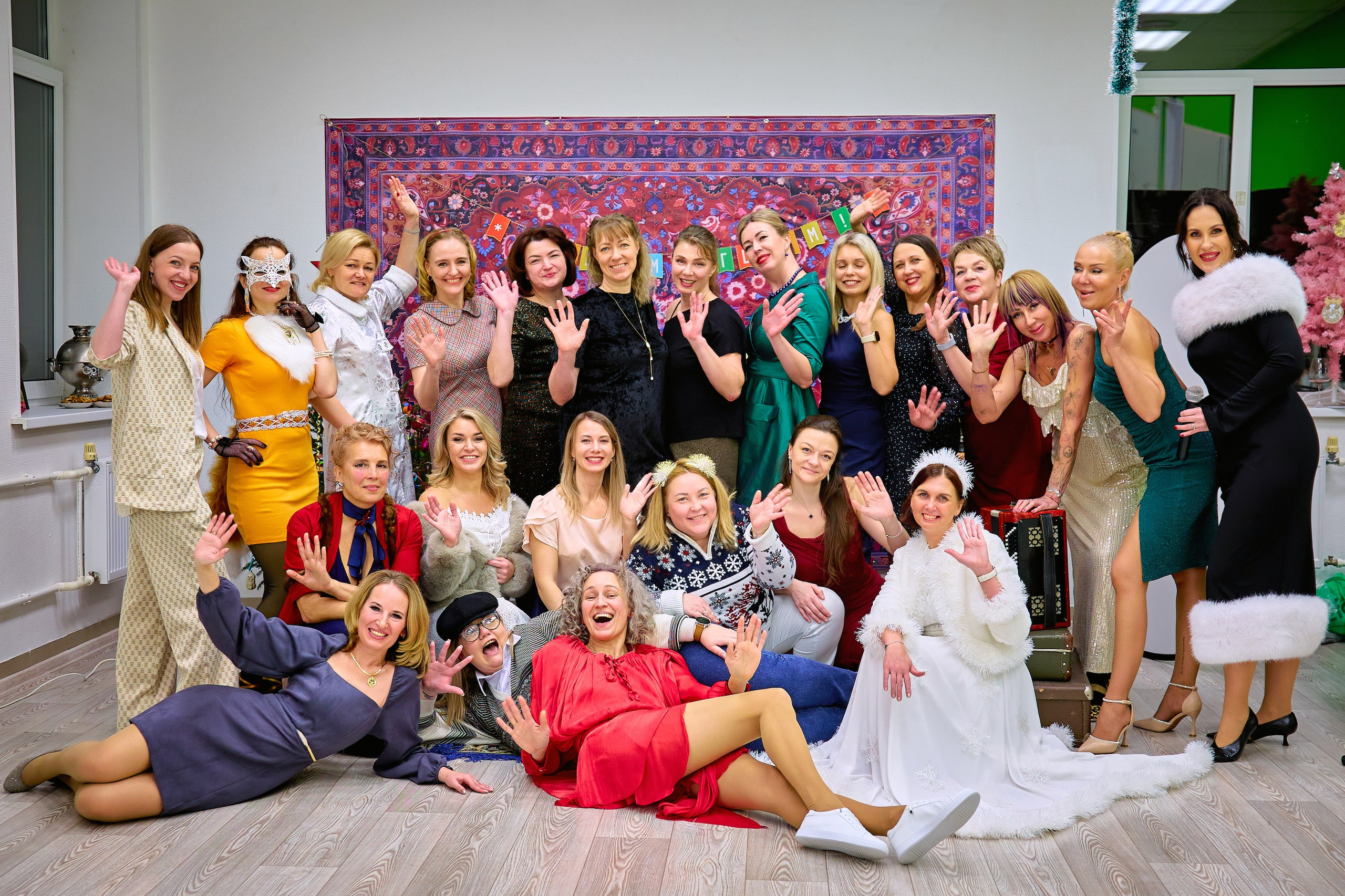 «SWAN» Советский Новый Год. Фотограф Люся Воробьева