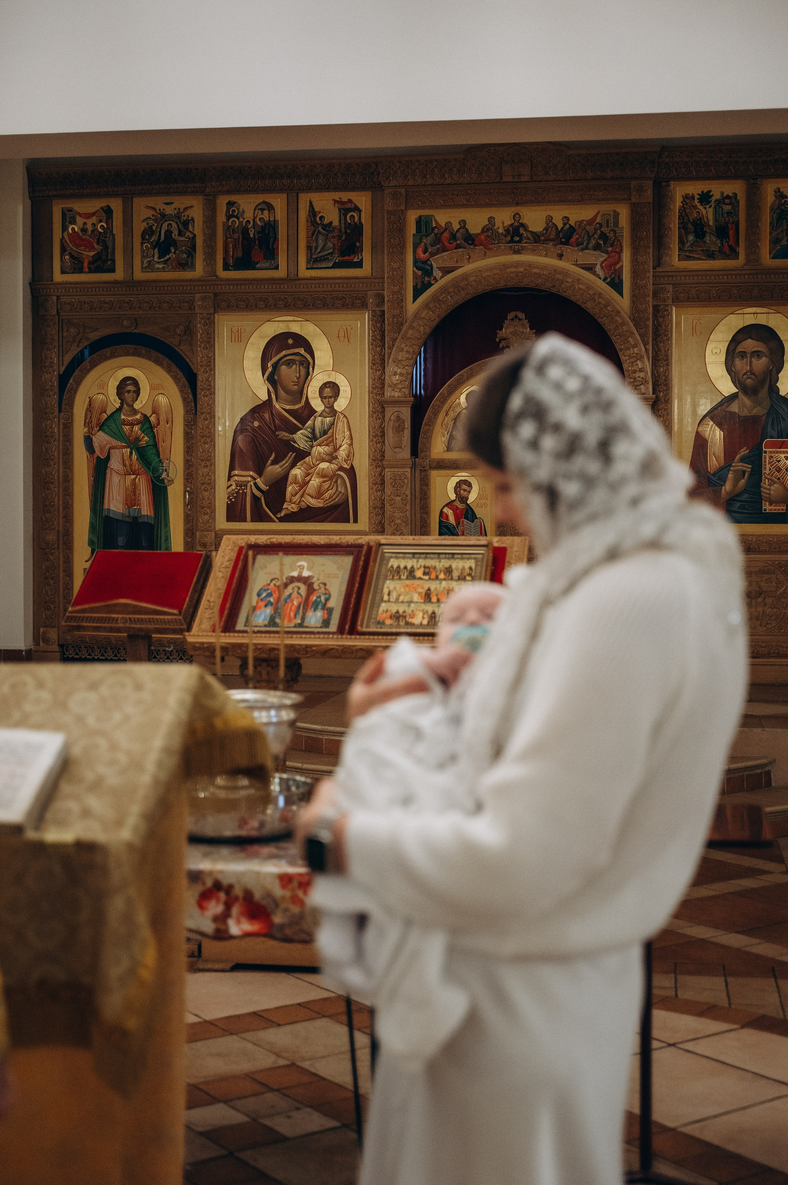 Крещение Ивана конф (Храм в честь святых мучениц Веры, Надежды, Любови и матери их Софии, нижний храм). Семейный фотограф в Минске Дарья Дреко