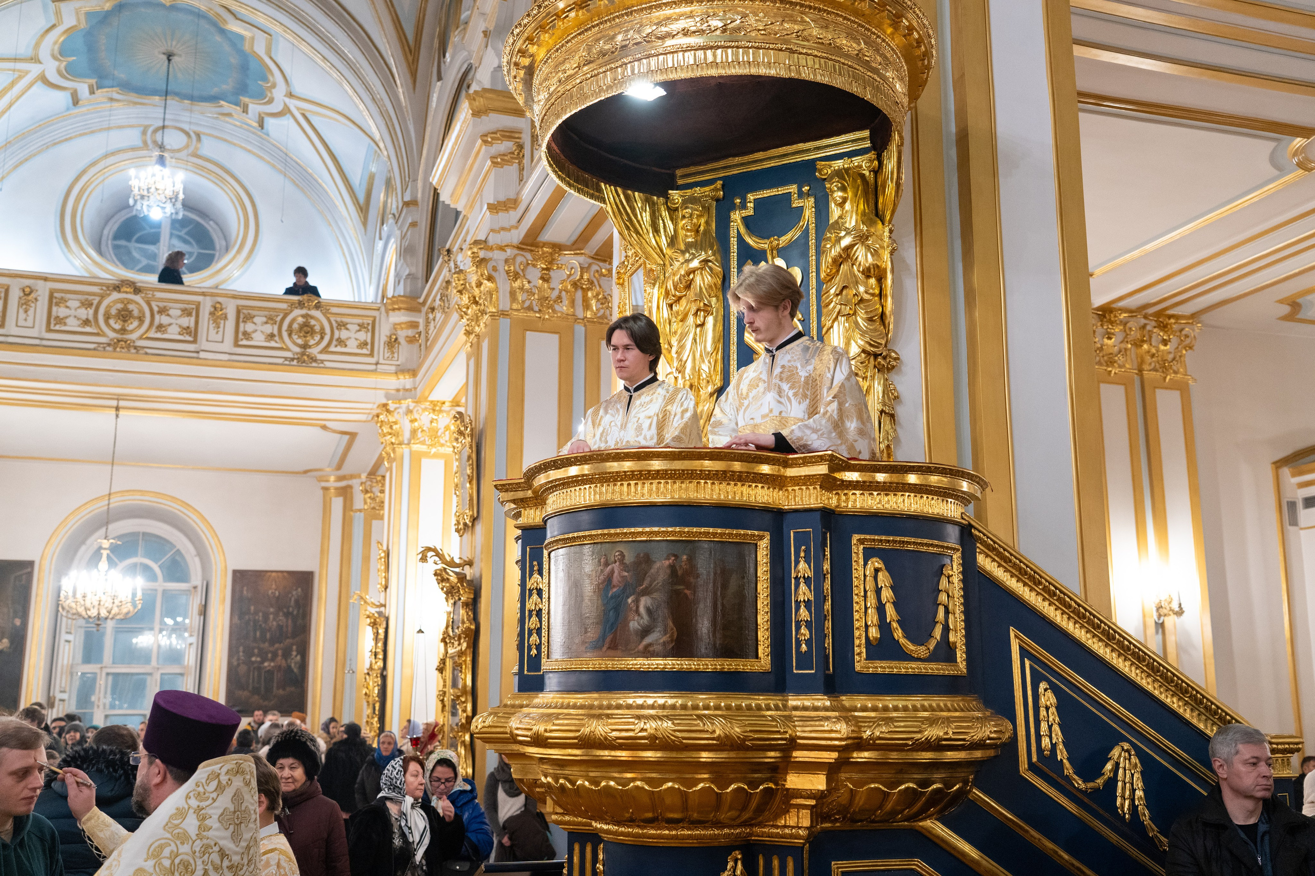 Праздничное бдение в Николо-Богоявленском морском соборе. НИКОЛО-БОГОЯВЛЕНСКИЙ МОРСКОЙ СОБОР
