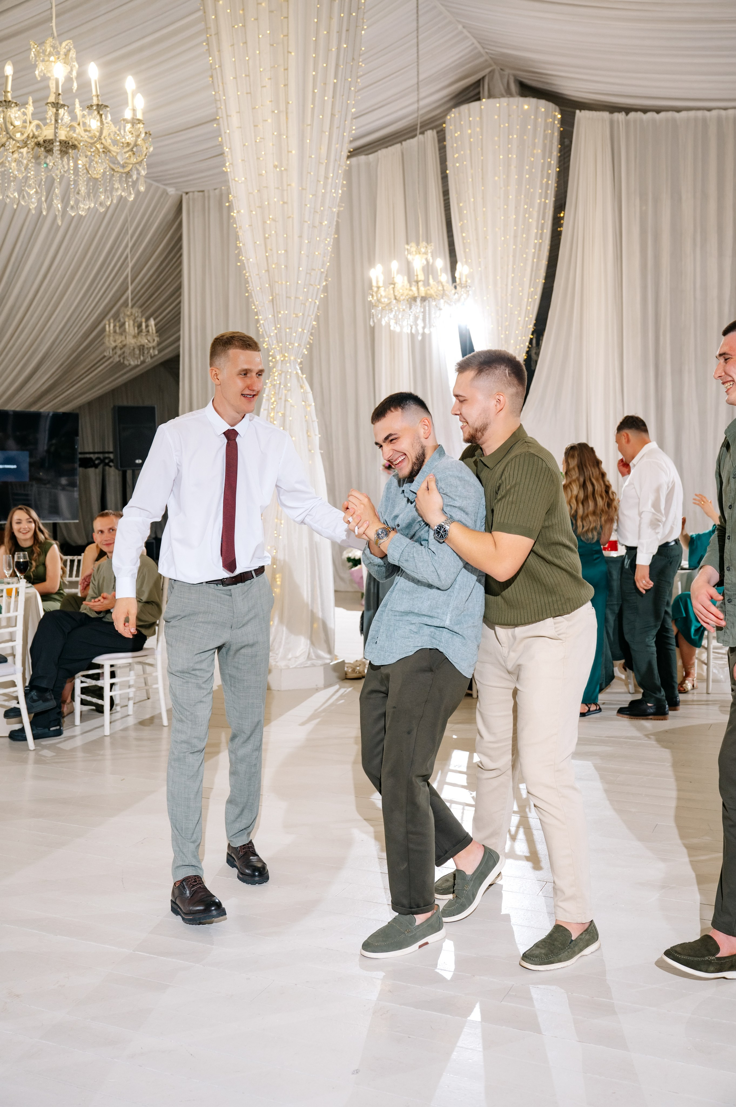 Свадьба в Гребнево в Трубецком. Свадебный и семейный фотограф Виктория Носачёва. Щелково, Москва и МО