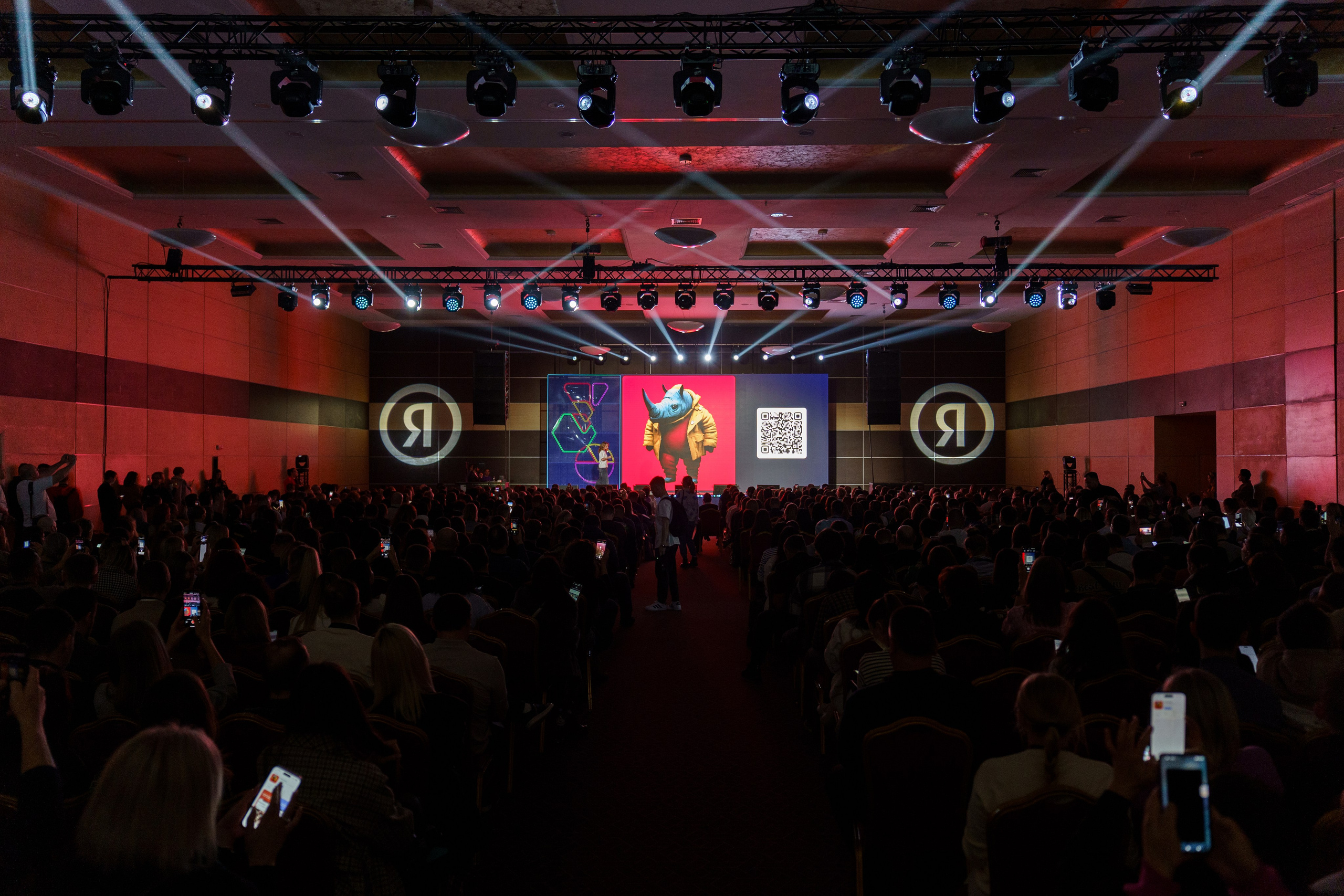 Yandex (дело в рекламе). ФОТОГРАФ ИВАН СЕЛИВАНОВ