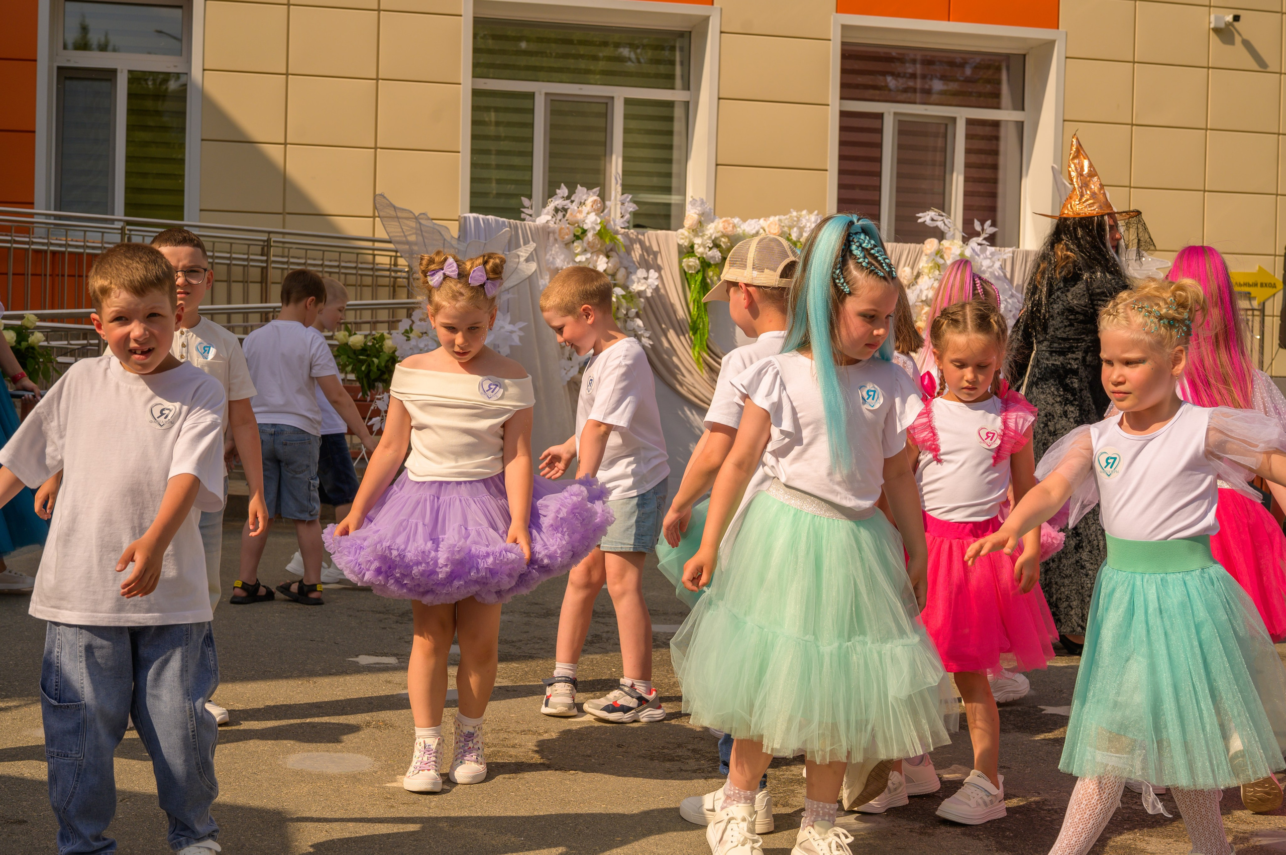 Репортаж выпускного группа «Фантазёры» 3 садик. Фотограф новорожденных, семейный детский в Тюмени Татьяна Морозова