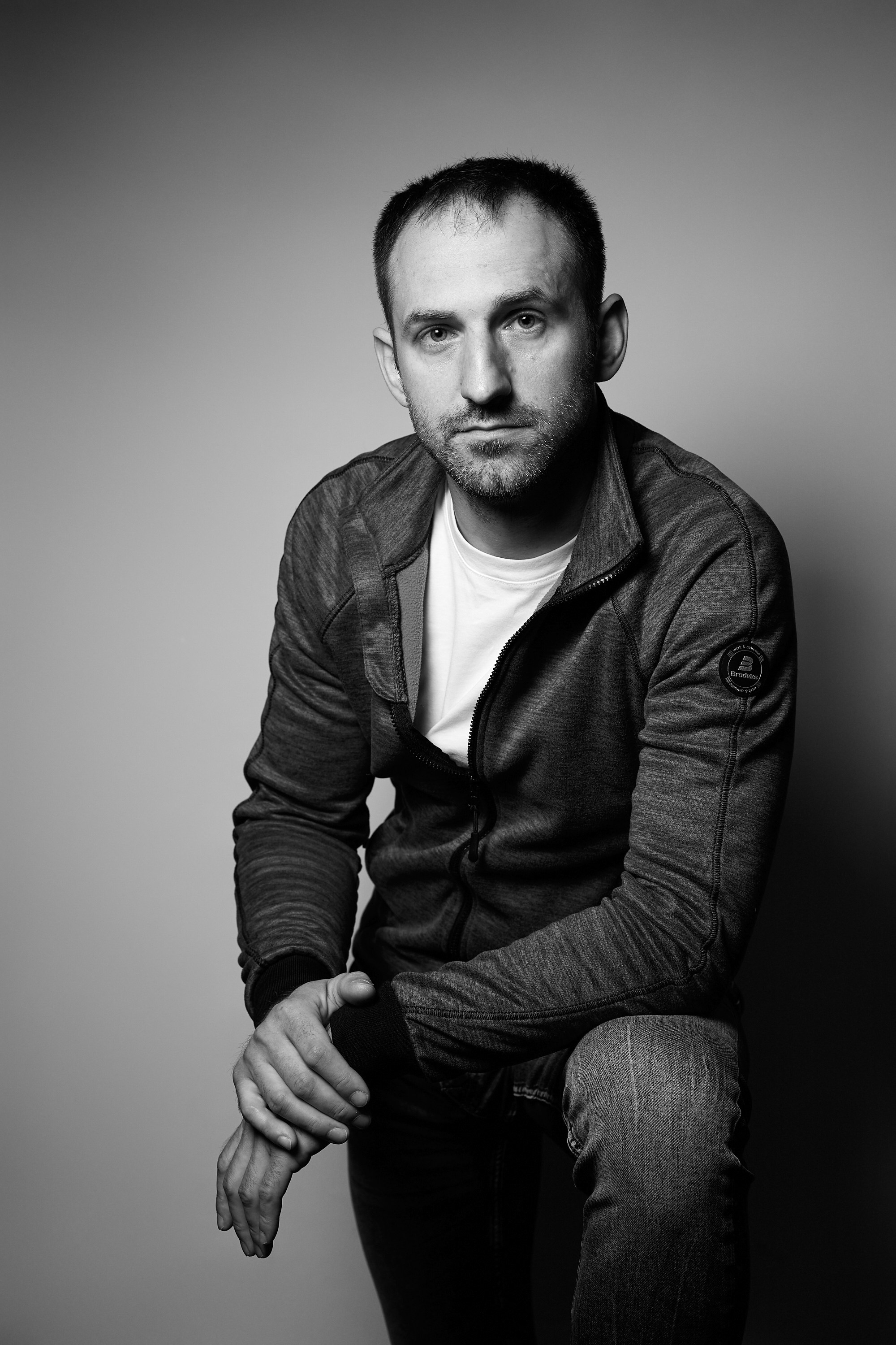 У меня дома (ЧБ)