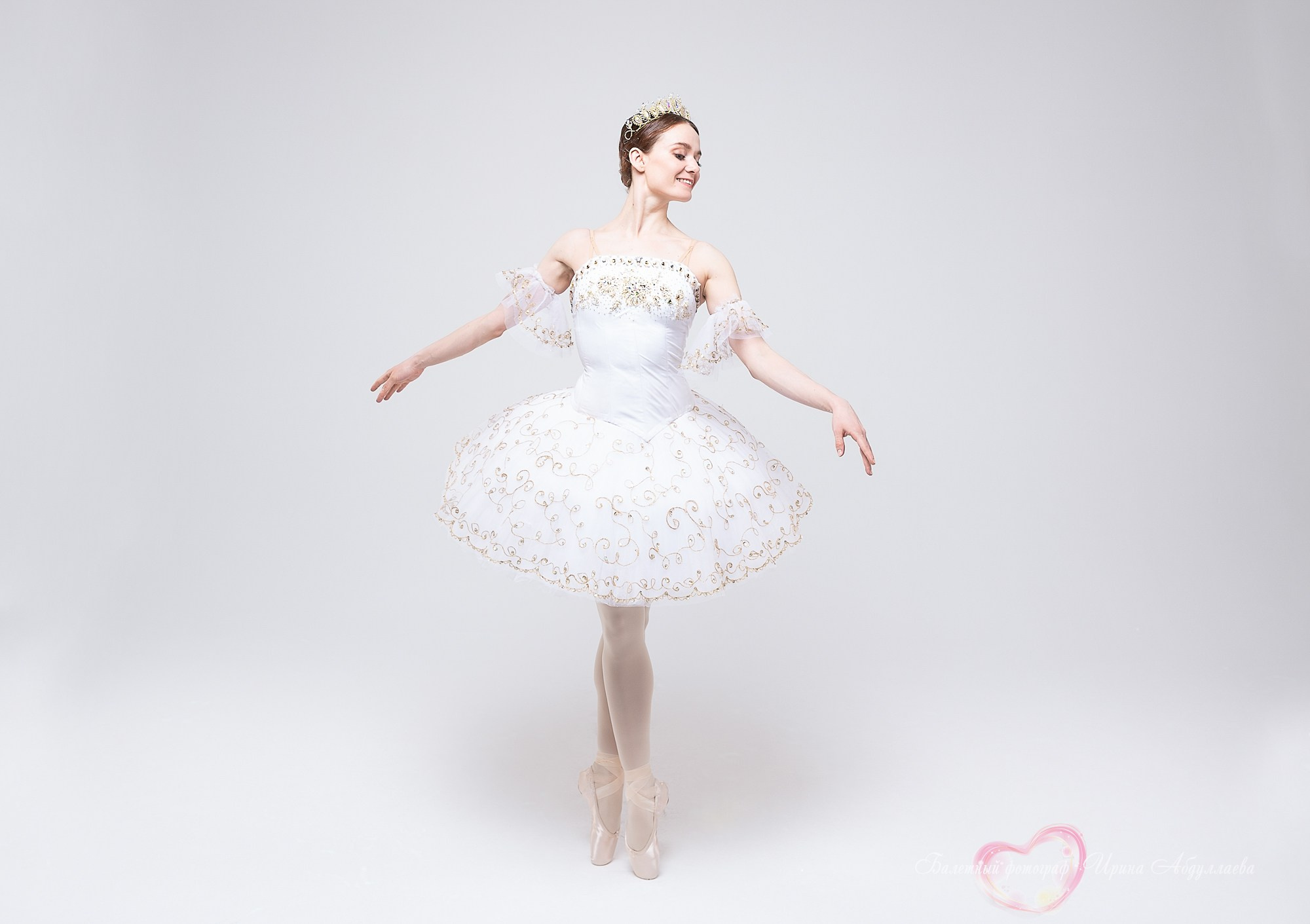 Ведущая балерина Классического национального балета Марина Окунева