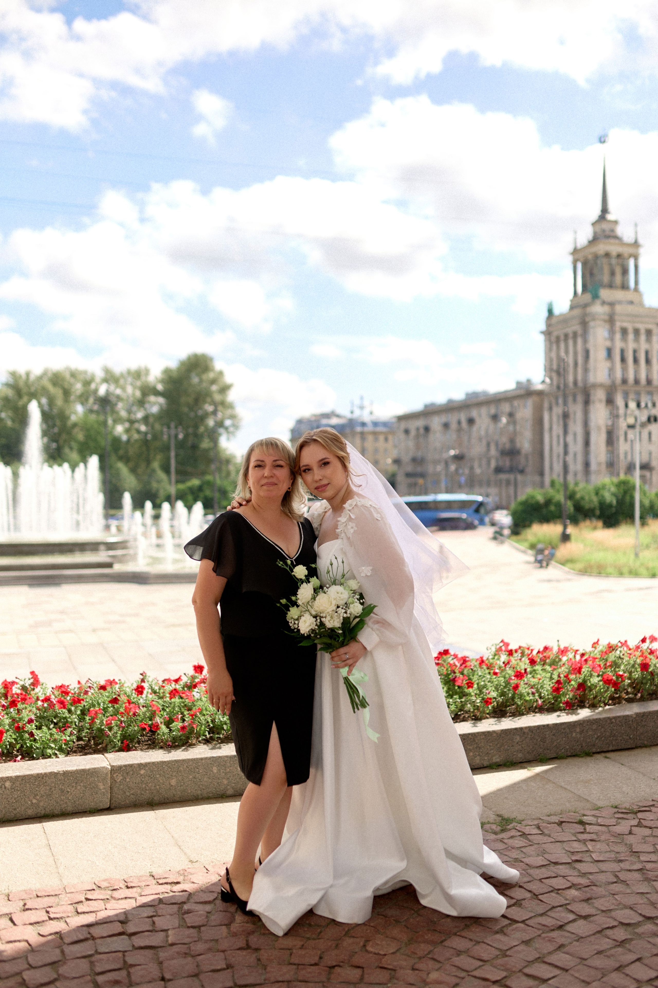Свадебная Фотосессия в Парке Победы. Сестры Карабаза. Фотографы и ретушеры в Москве и Санкт-Петербурге