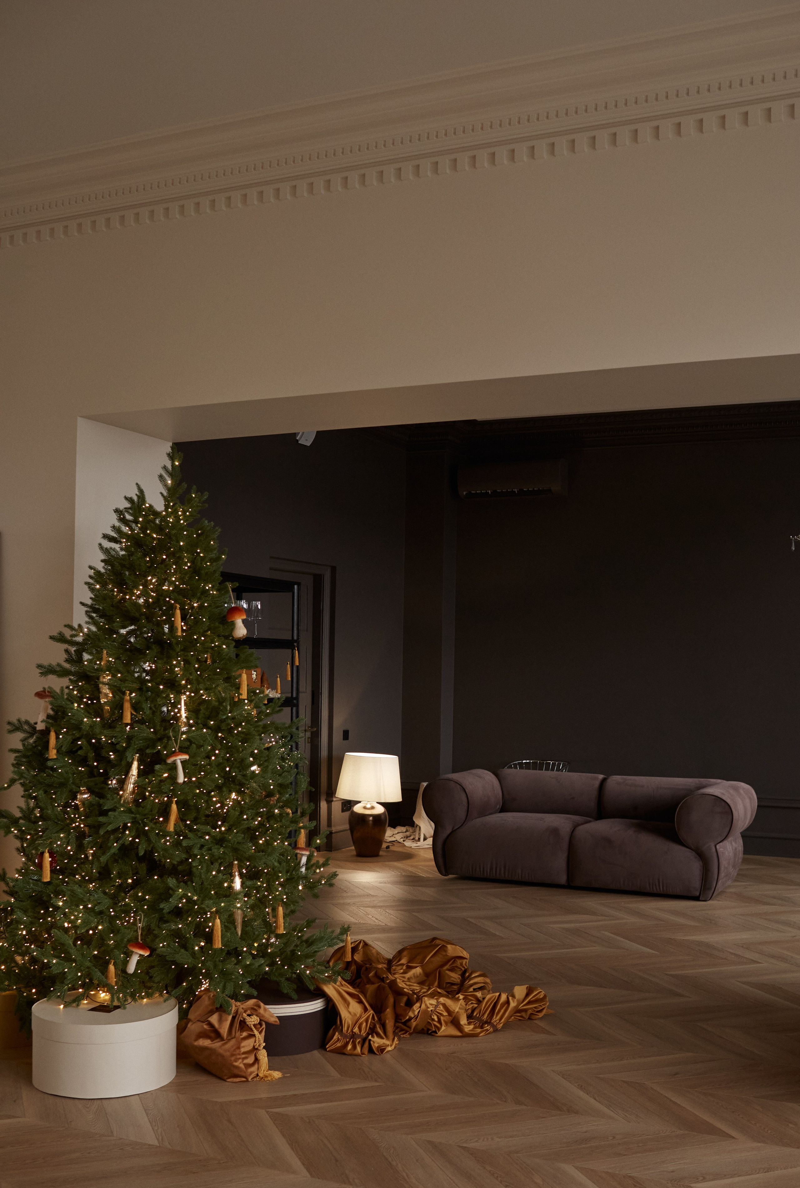 Новогодний интерьер фотостудии «Париж», город Краснодар. Семейный и детский фотограф в Краснодаре Анна Трашкова