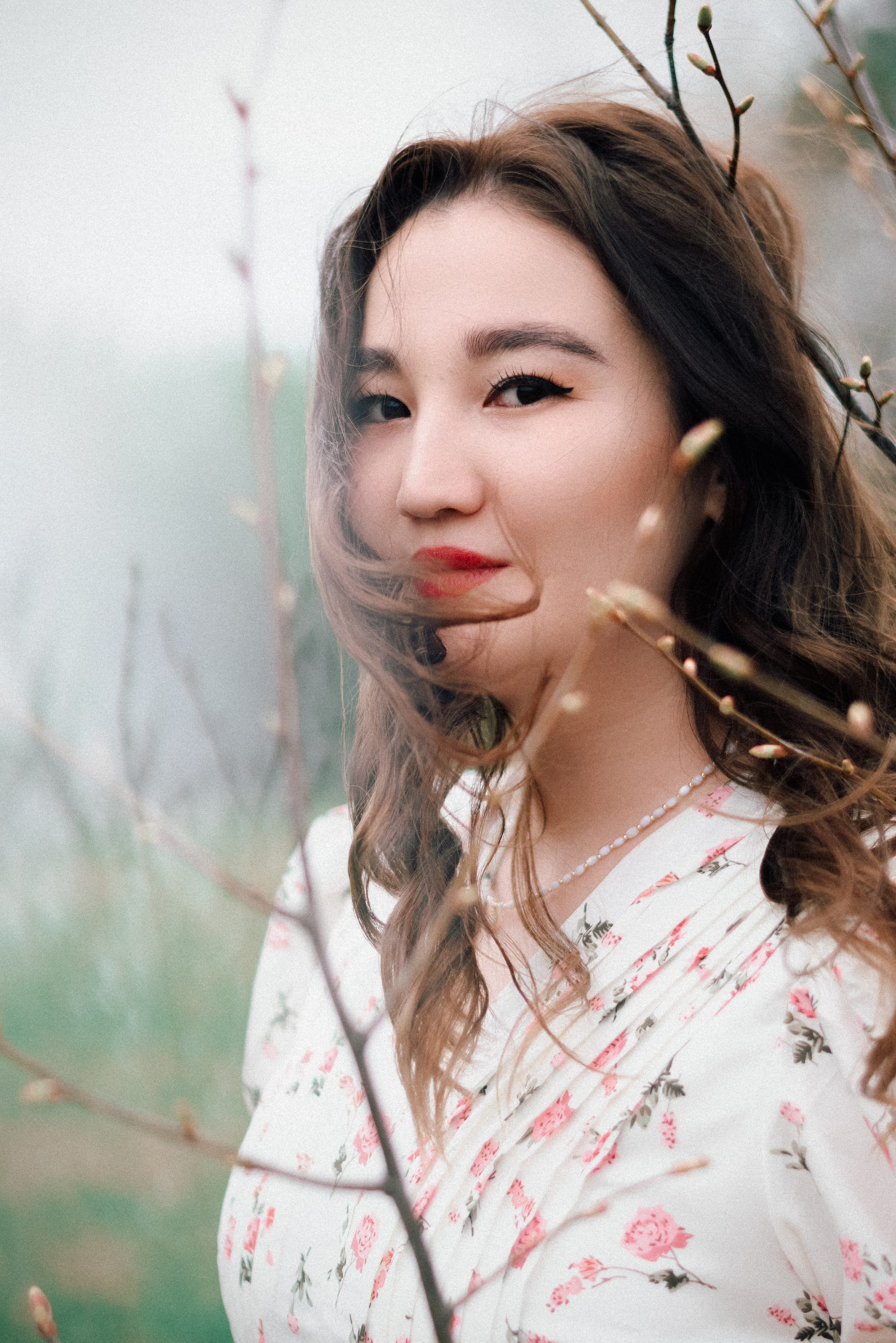 Фотосессия на природе тюмень цветущие сады. Фотограф Дарья Мустафина, Тюмень