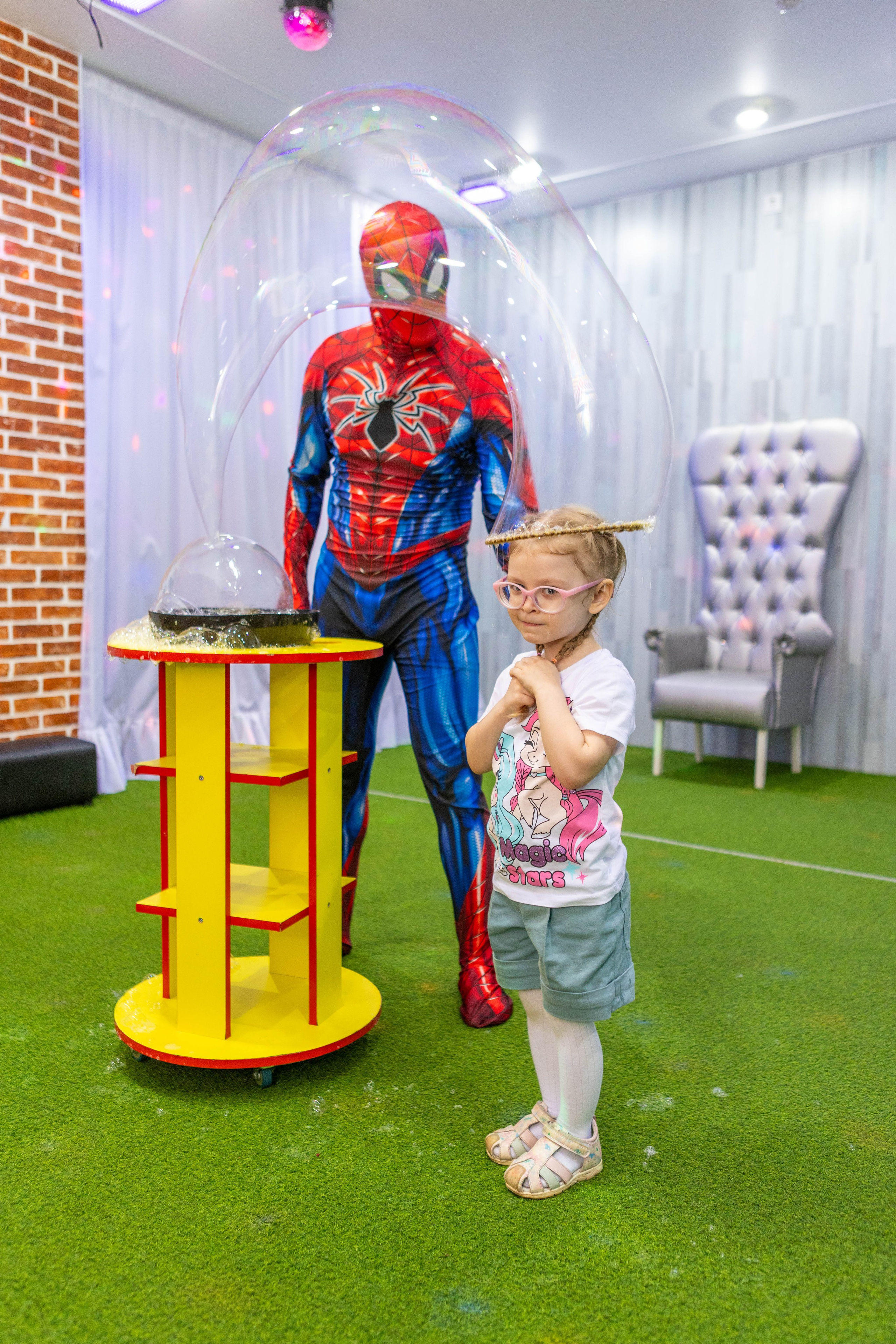 «Супергеройская вечеринка». Свадебный и предметный фотограф Ренат Каламперов