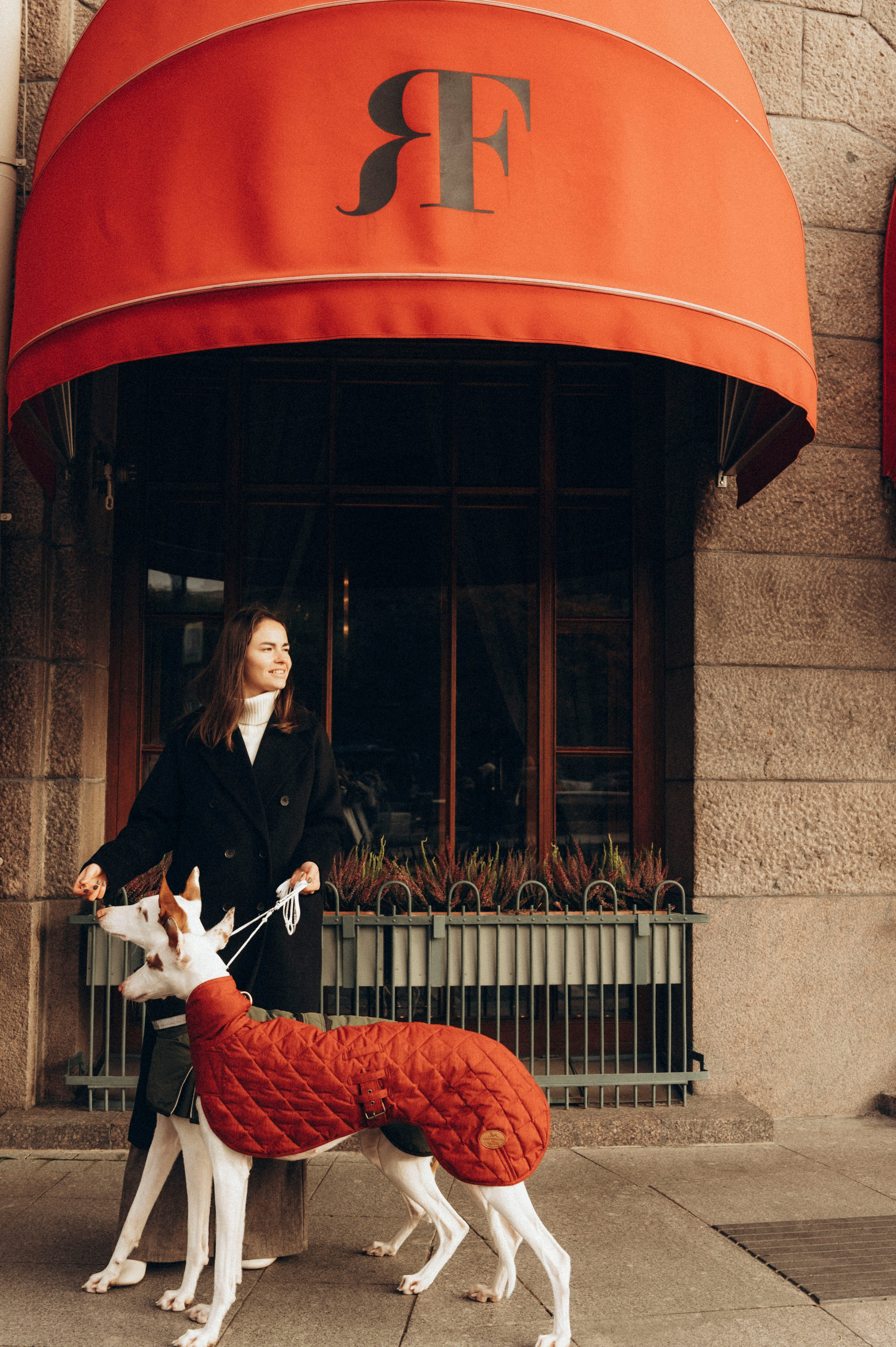 Валерия. Профессиональный фотограф беременности в СПБ. Стильные фотосессии беременности в стиле минимализм и классическая фотография