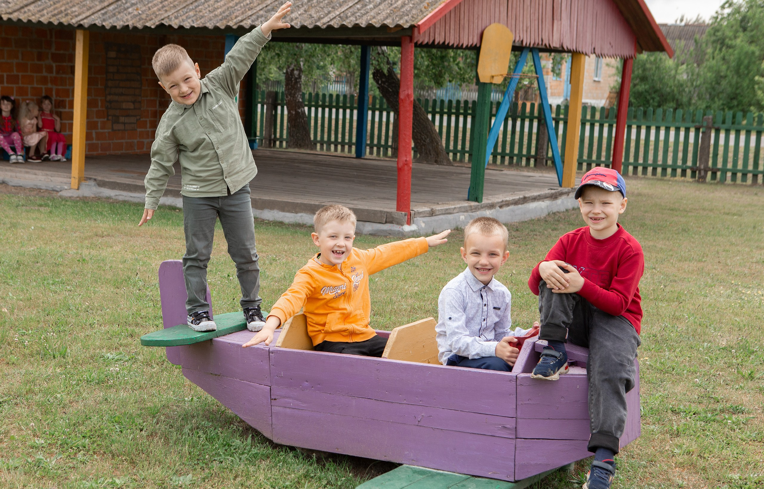 Детский садик. Выпускные альбомы Берёза и Брестская область