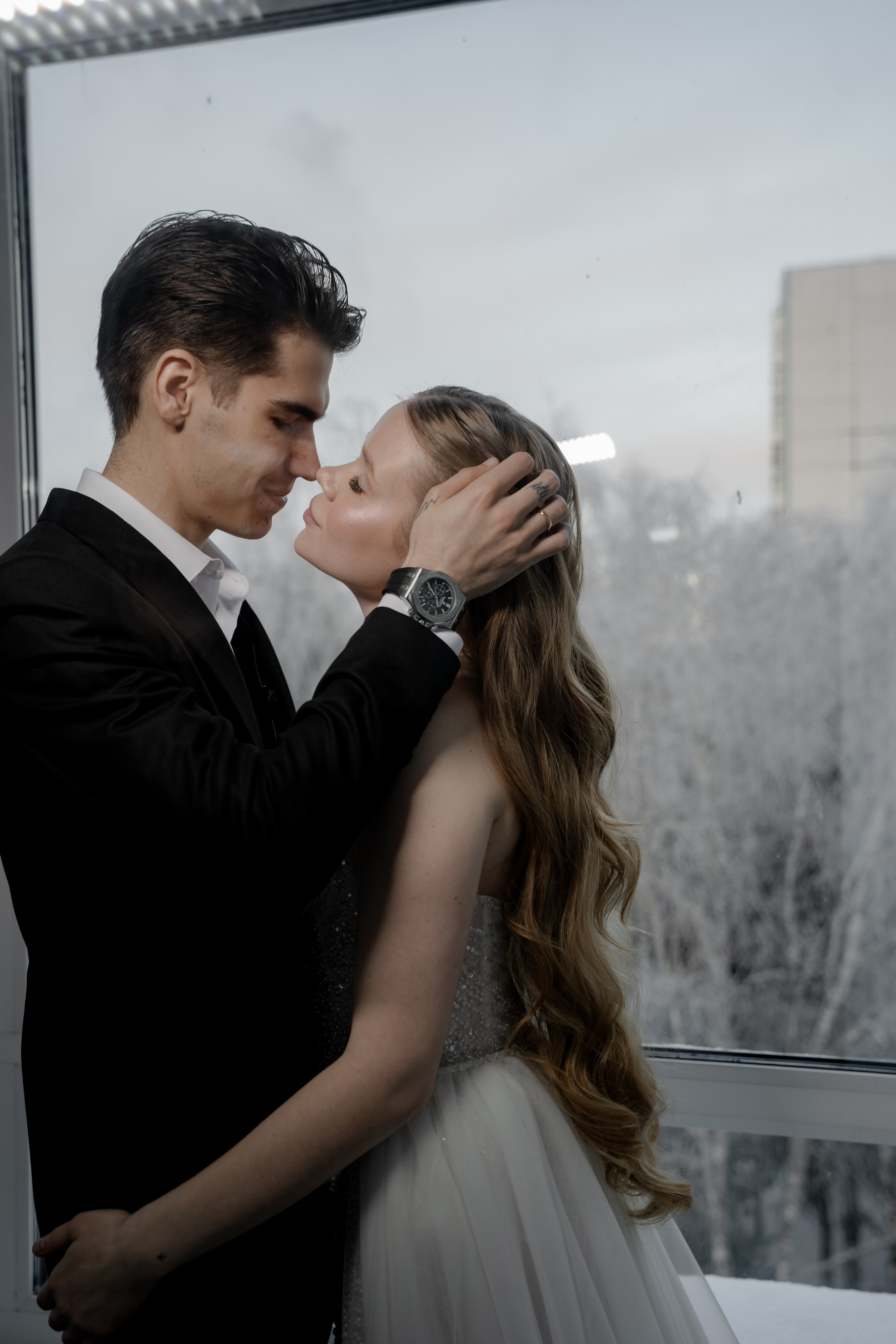 СВАДЕБНАЯ СЬЕМКА СБОРОВ В ОТЕЛЕ И ВЫЕЗД НА ЦЕРЕМОНИЮ (СНЯТО В СИБИРЕ В НИЖНЕВАРТОВСКЕ)М. Профессиональный фотограф, Санкт-Петербург — Виктория Богомолова