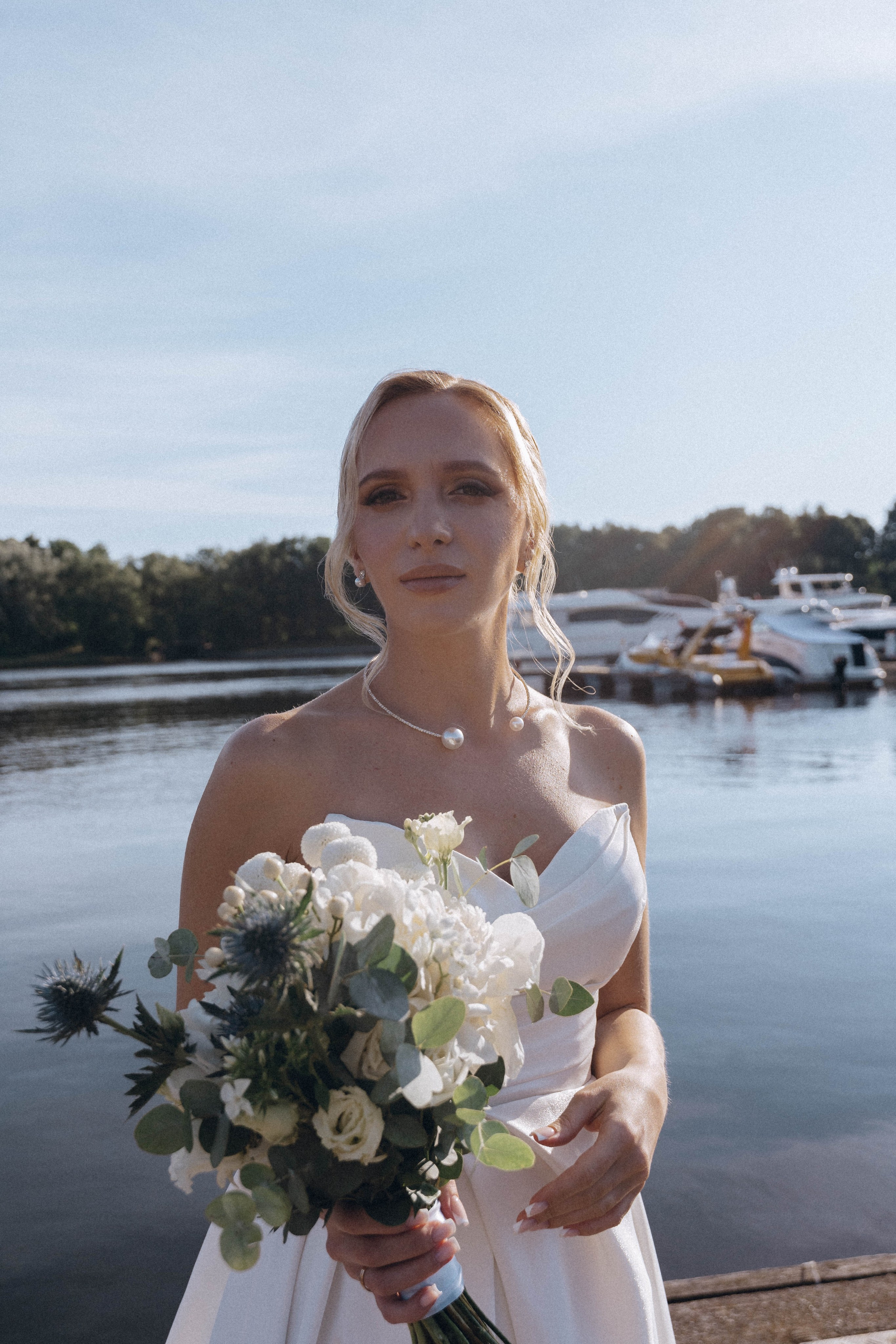 СВАДЕНБНАЯ СЬЕМКА НА КАТЕРЕ ПО КАНАЛАМ САНКТ-ПЕТЕРБУРГА И В АКВАТОРИИ НЕВЫ. Профессиональный фотограф, Санкт-Петербург — Виктория Богомолова